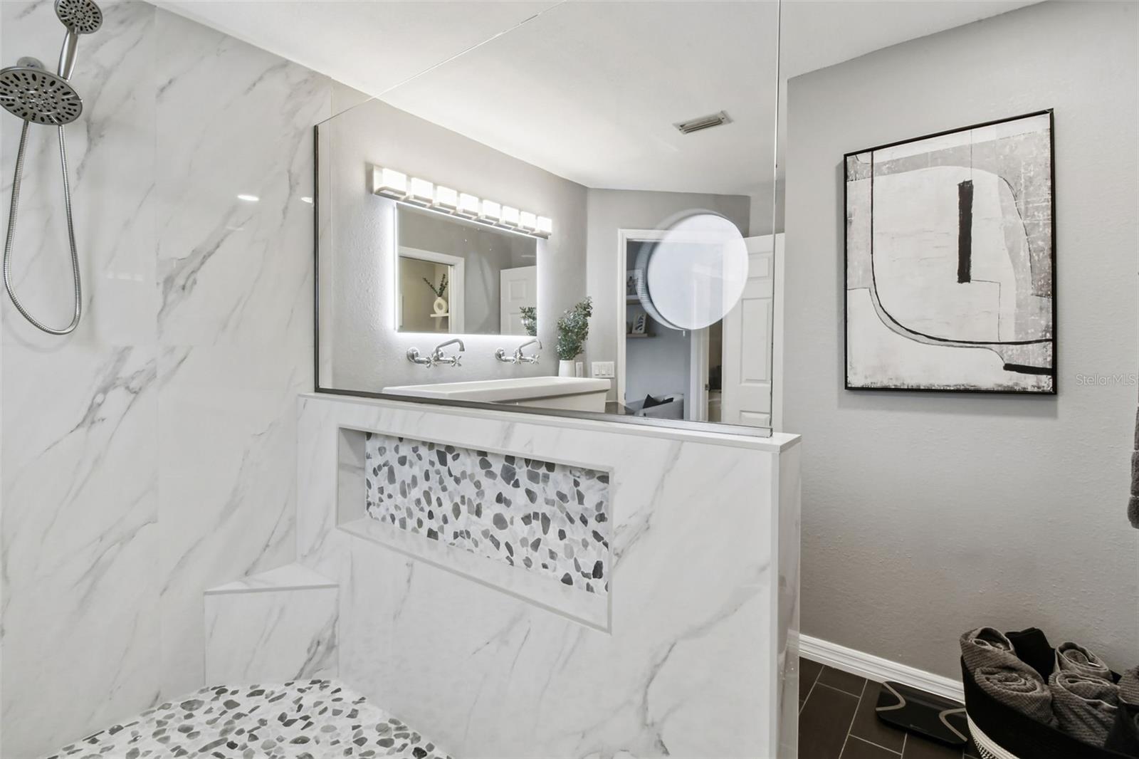Image 28 of 51 For 9722 Tiffany Oaks Lane 14