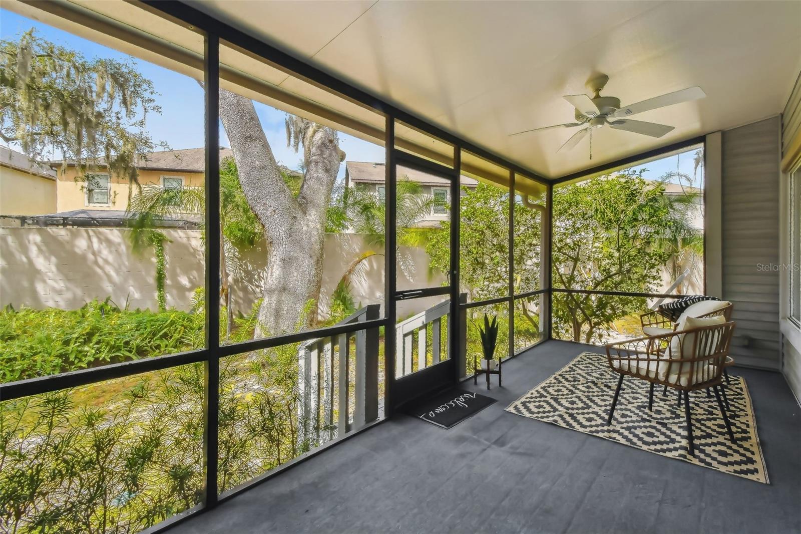 Image 43 of 51 For 9722 Tiffany Oaks Lane 14