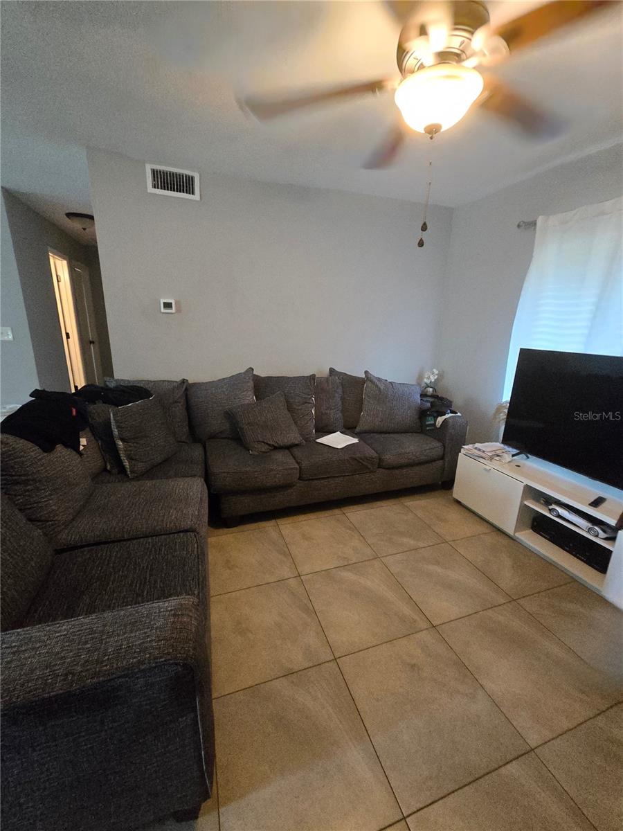 Image 3 of 15 For 1187 Poppy Avenue