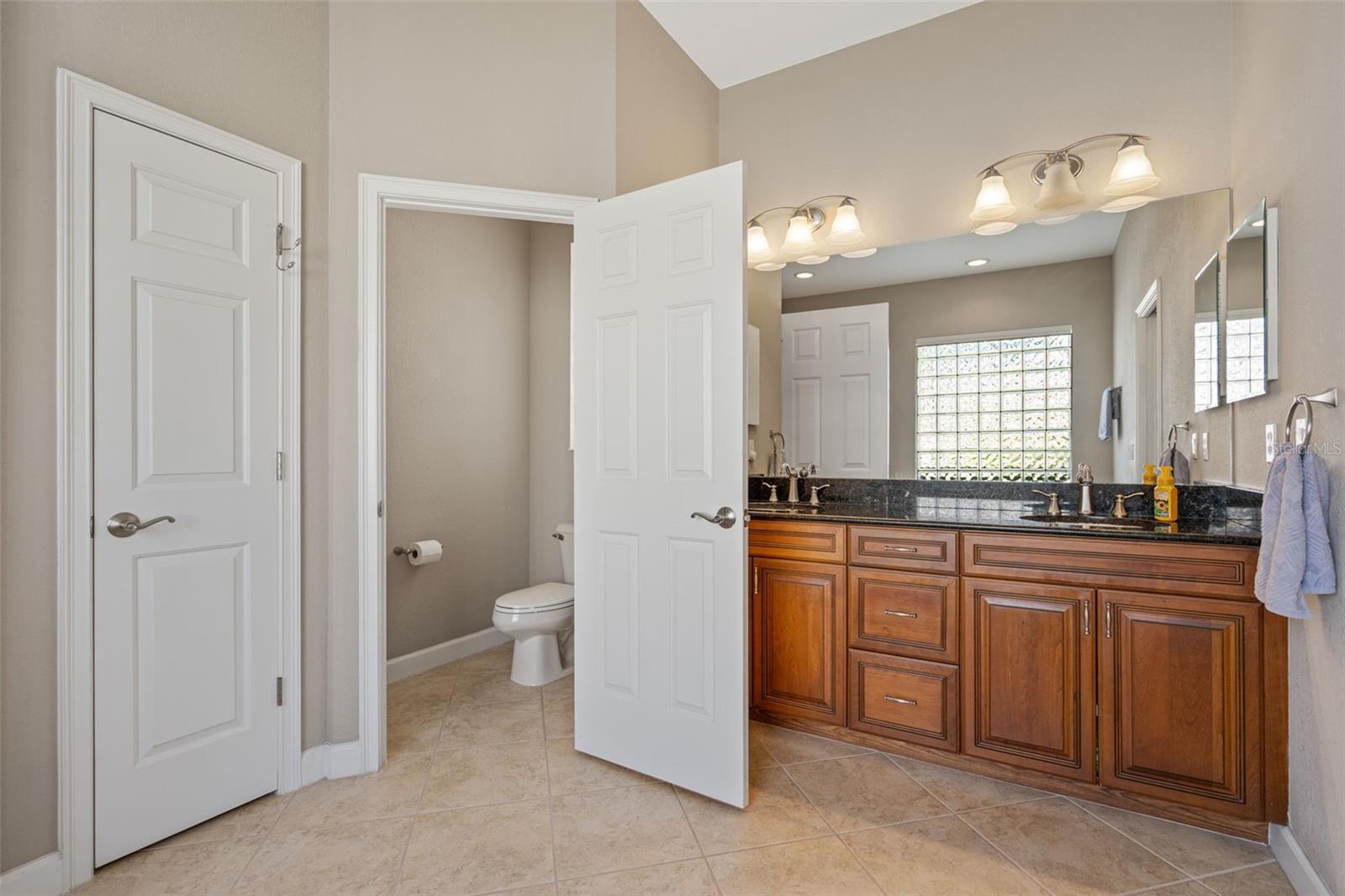 Image 22 of 34 For 217 Martellago Drive