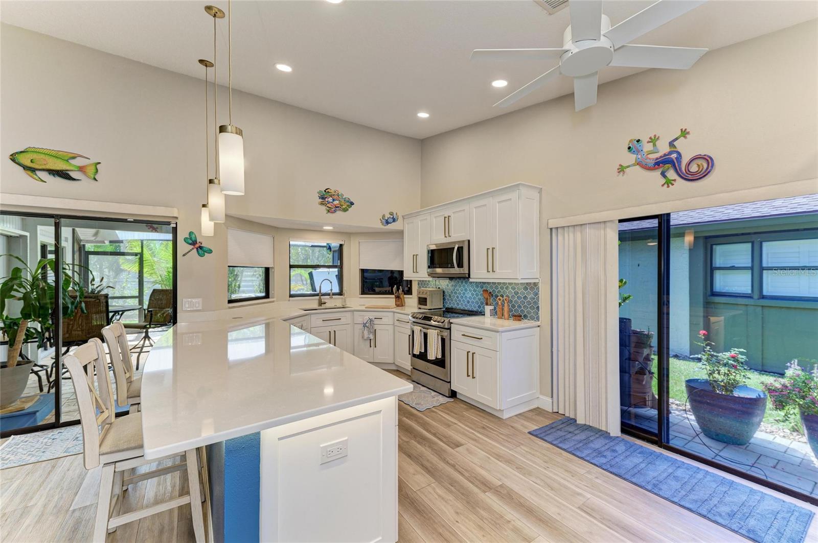 Image 15 of 50 For 7865 Pine Trace Drive