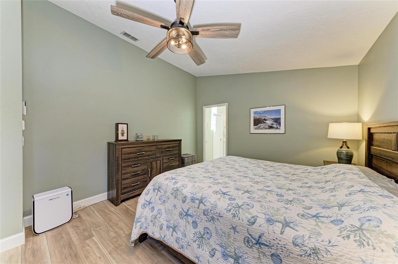 Image 26 of 50 For 7865 Pine Trace Drive