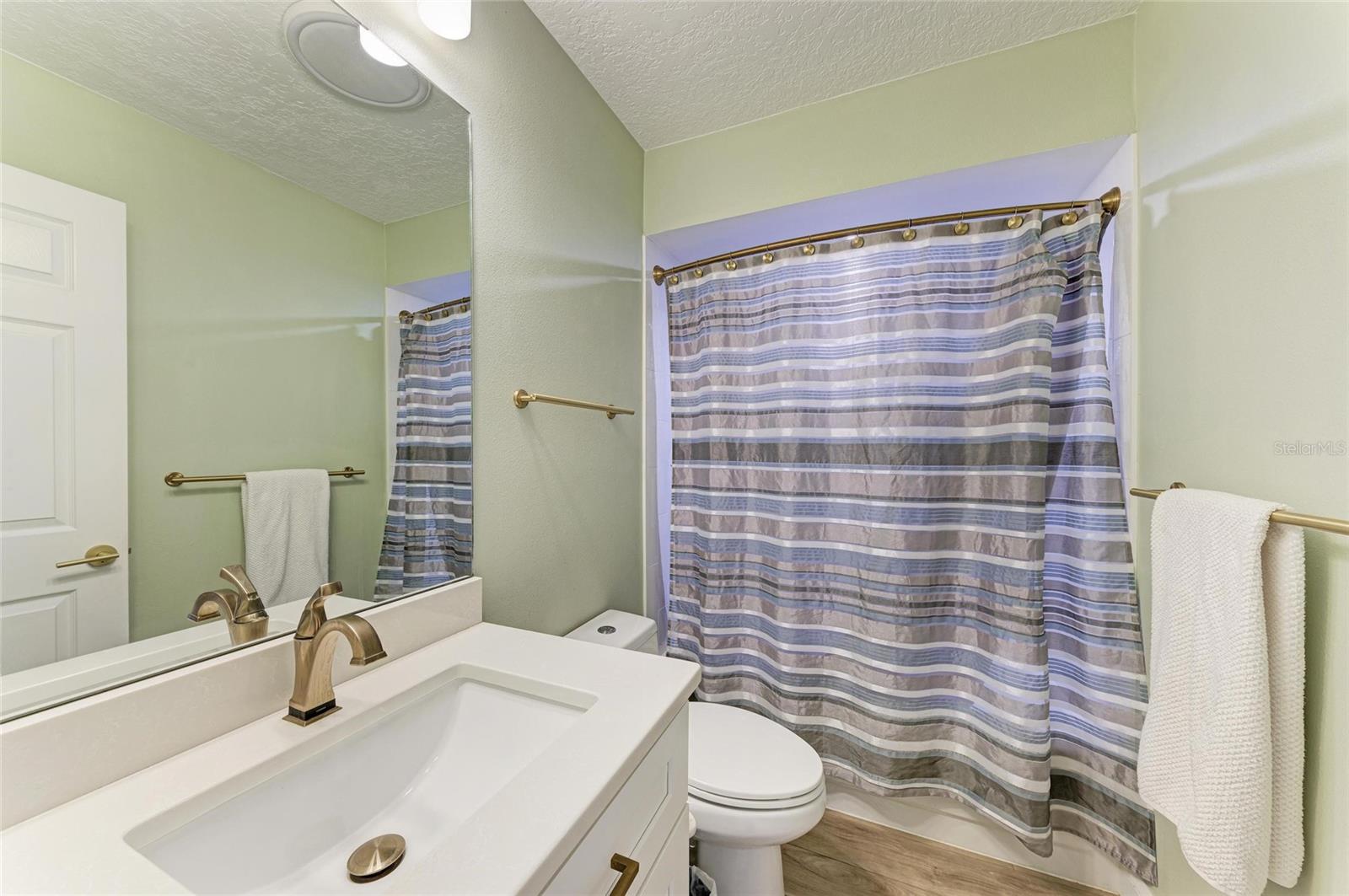 Image 33 of 50 For 7865 Pine Trace Drive