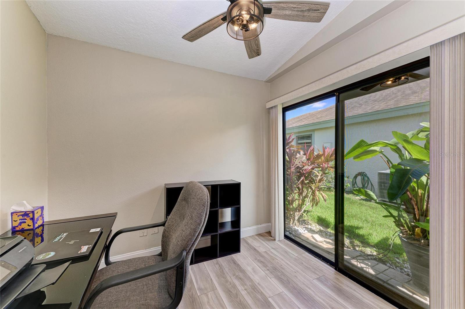 Image 37 of 50 For 7865 Pine Trace Drive