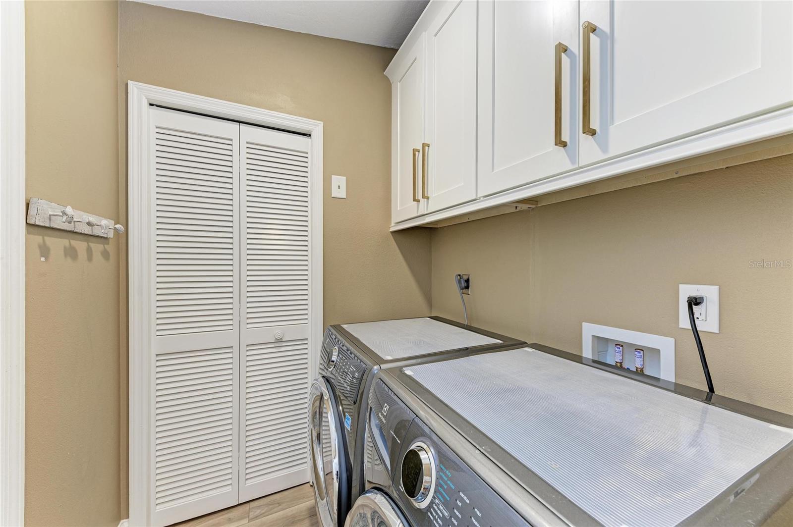 Image 39 of 50 For 7865 Pine Trace Drive