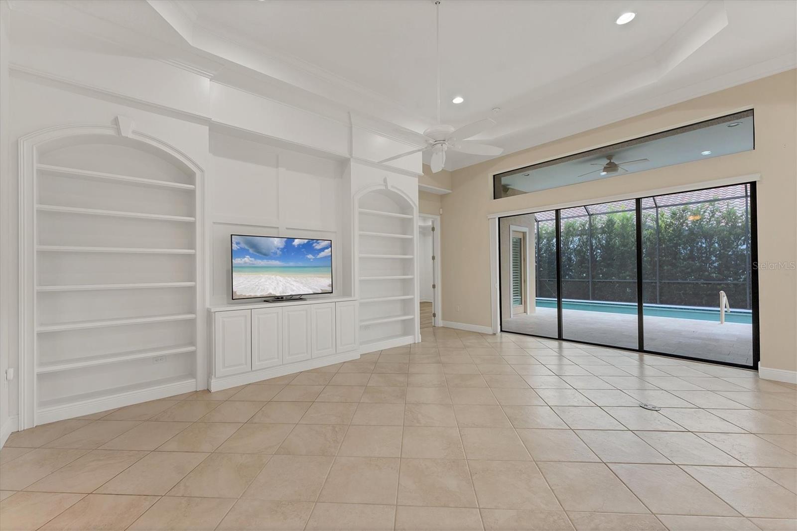Image 15 of 96 For 14215 Kinglet Terrace