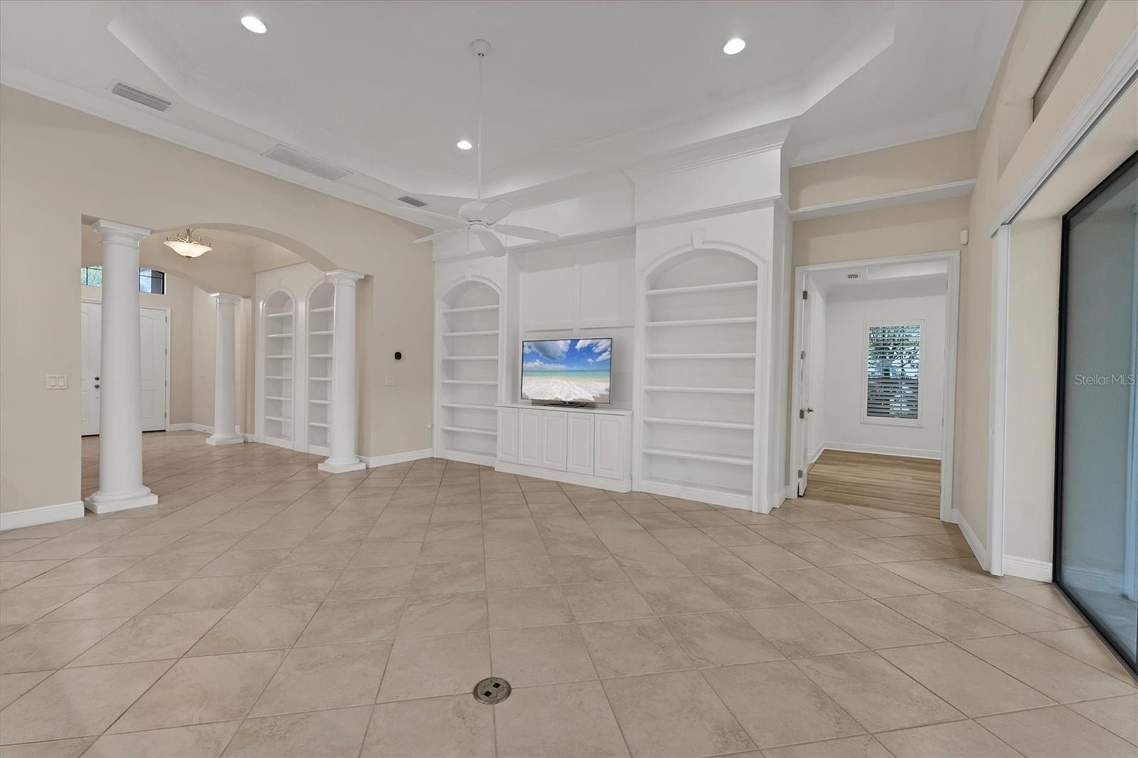 Image 20 of 96 For 14215 Kinglet Terrace