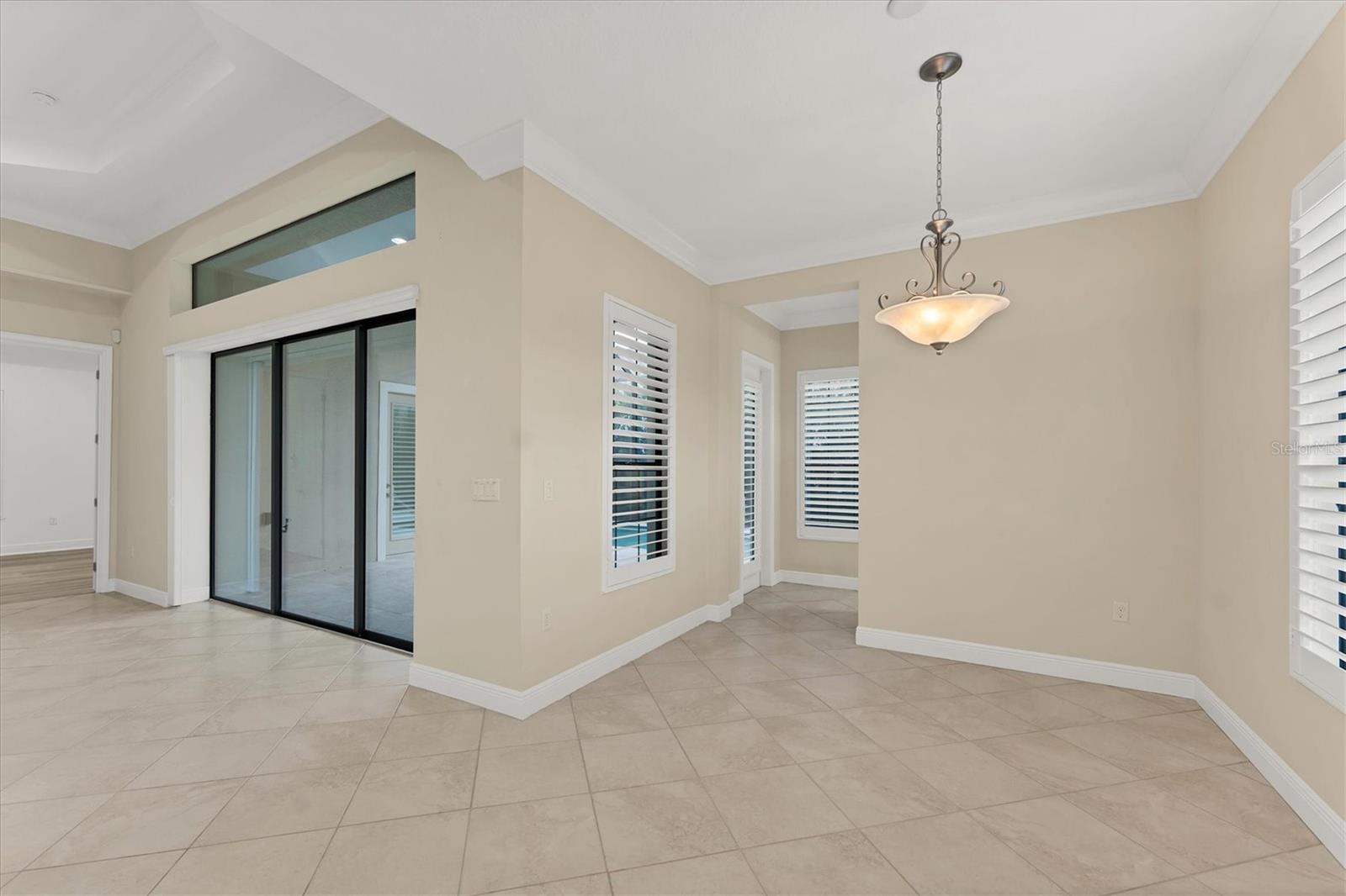Image 21 of 96 For 14215 Kinglet Terrace