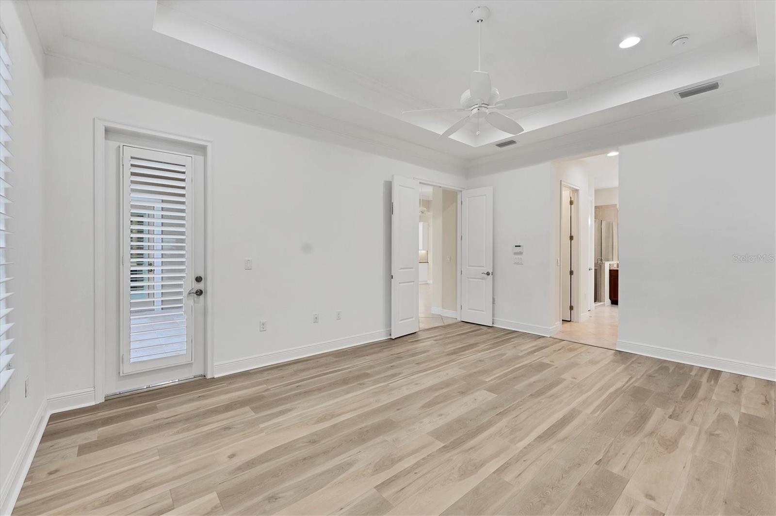 Image 37 of 96 For 14215 Kinglet Terrace