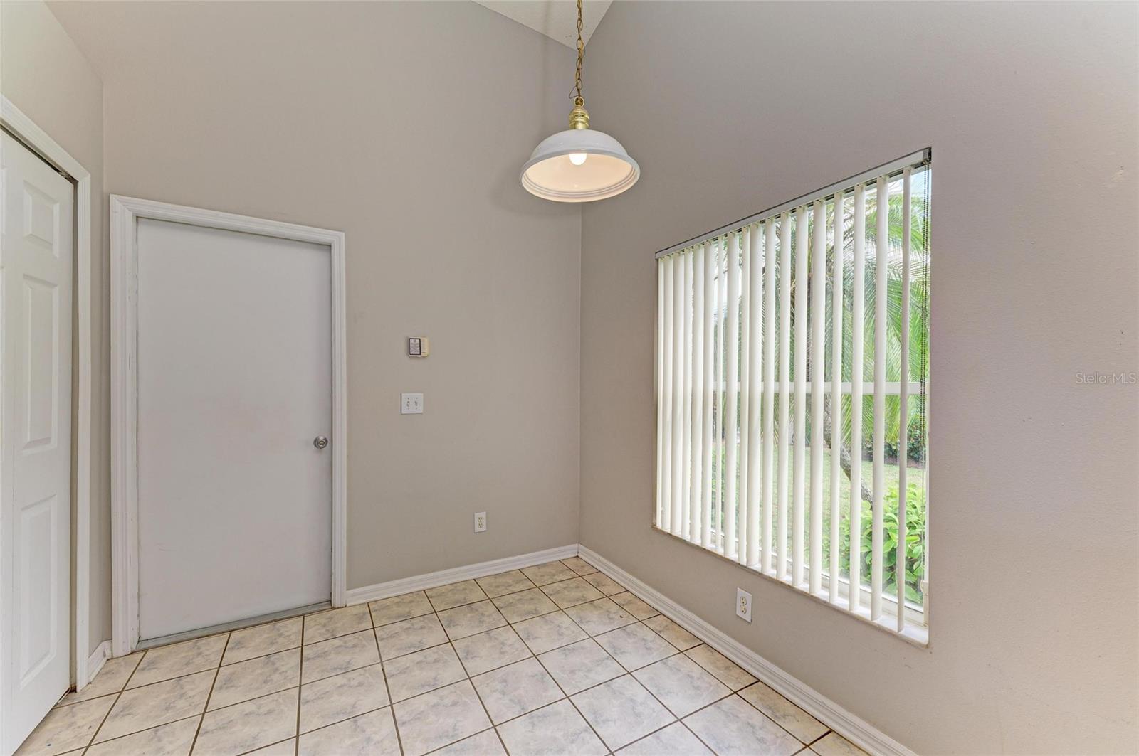 Image 11 of 43 For 4506 Cabbage Key Terrace