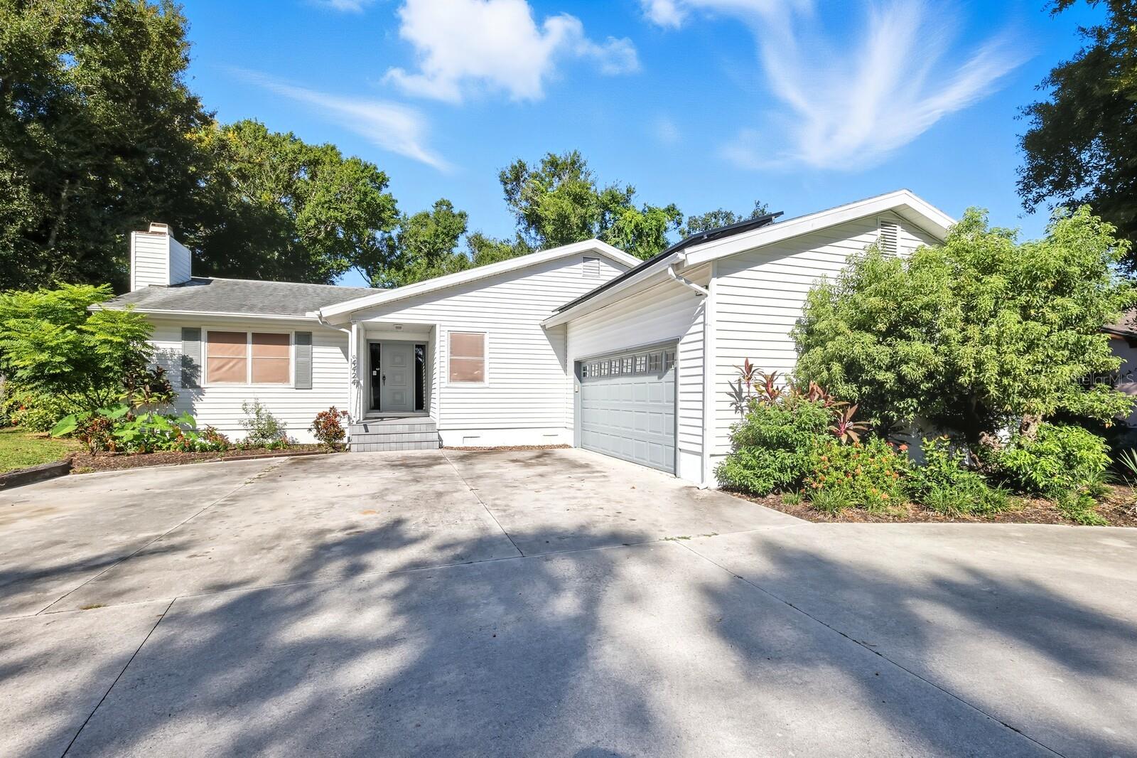 Image 5 of 25 For 4424 Meadow Creek Circle