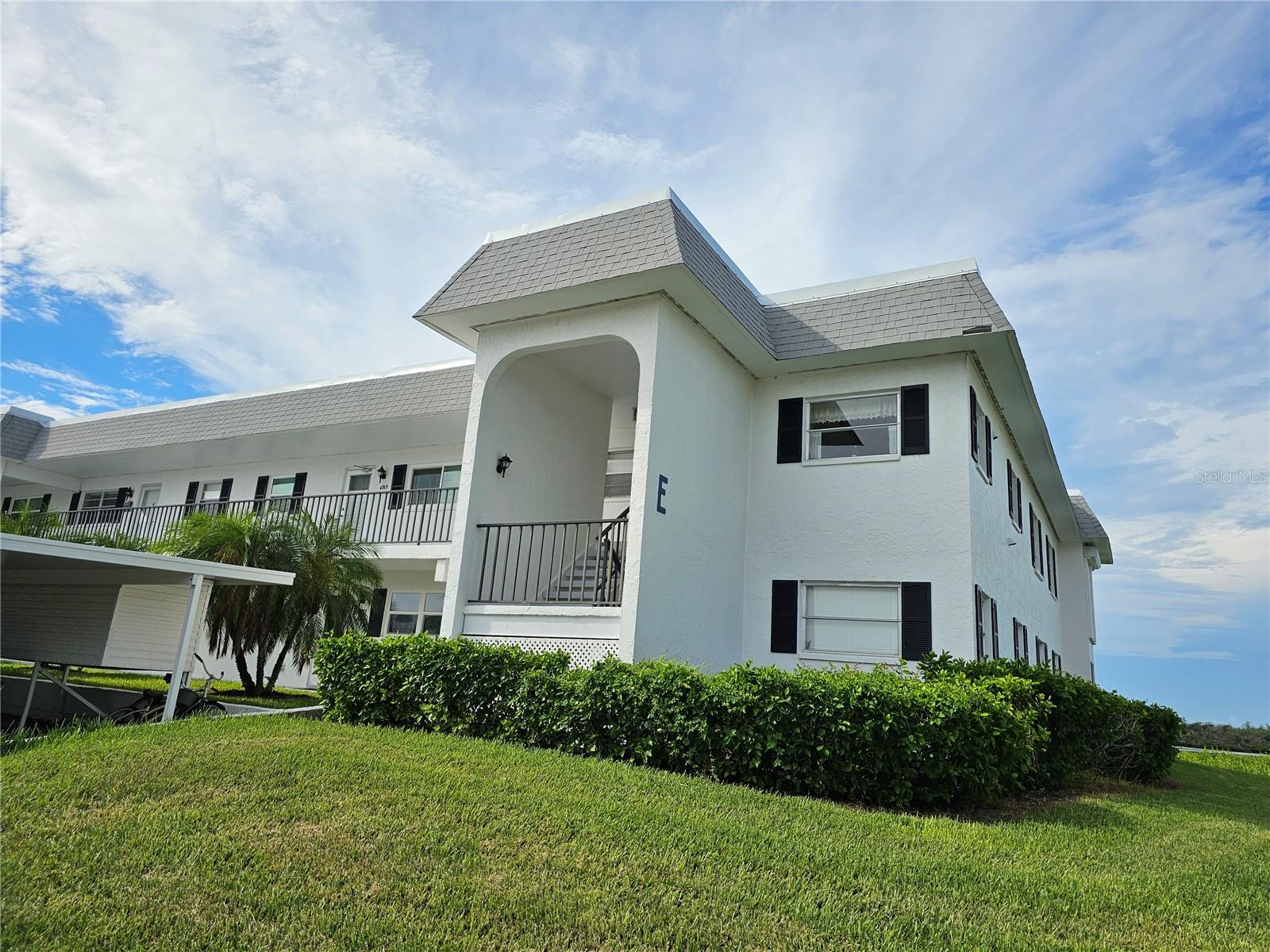 Image 2 of 39 For 4765 Independence Drive