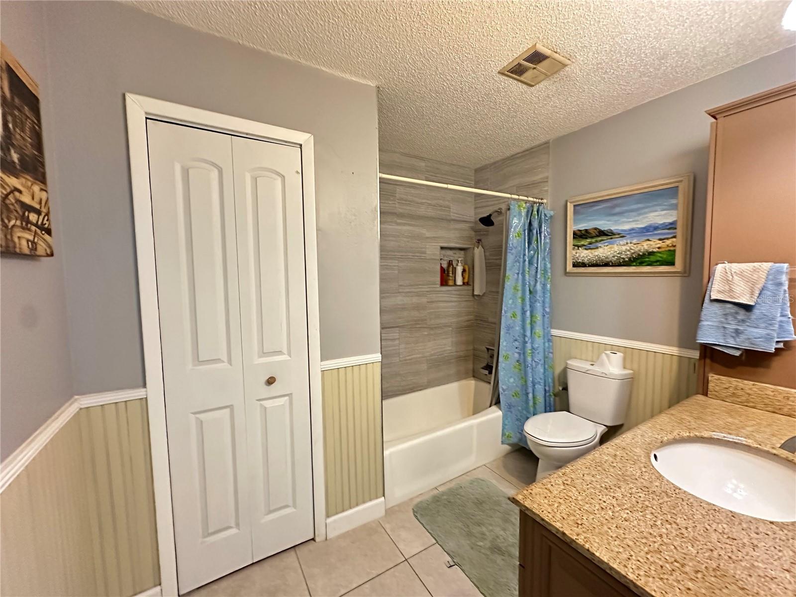 Image 18 of 24 For 2424 51st Street