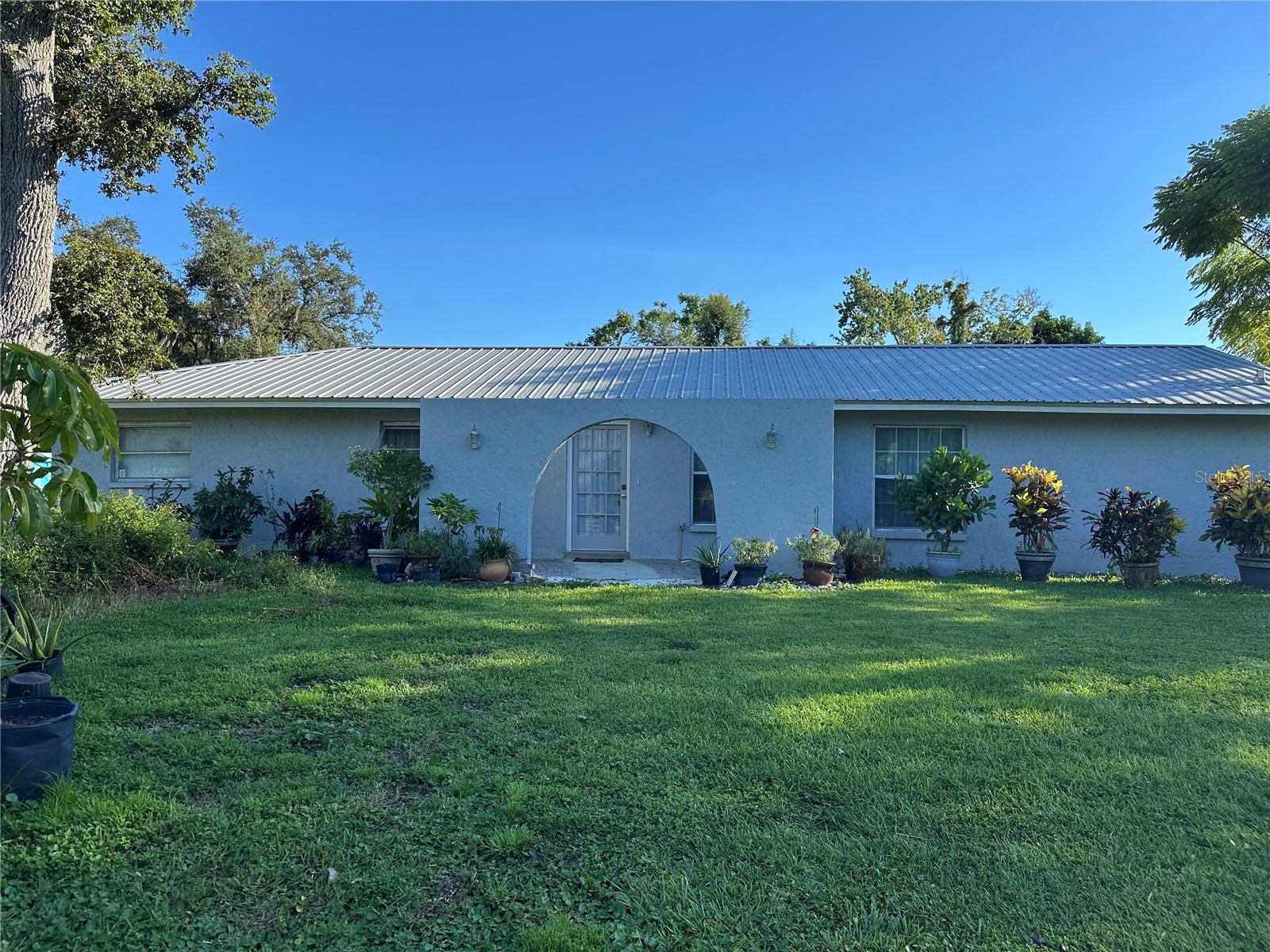 Image 3 of 24 For 2424 51st Street