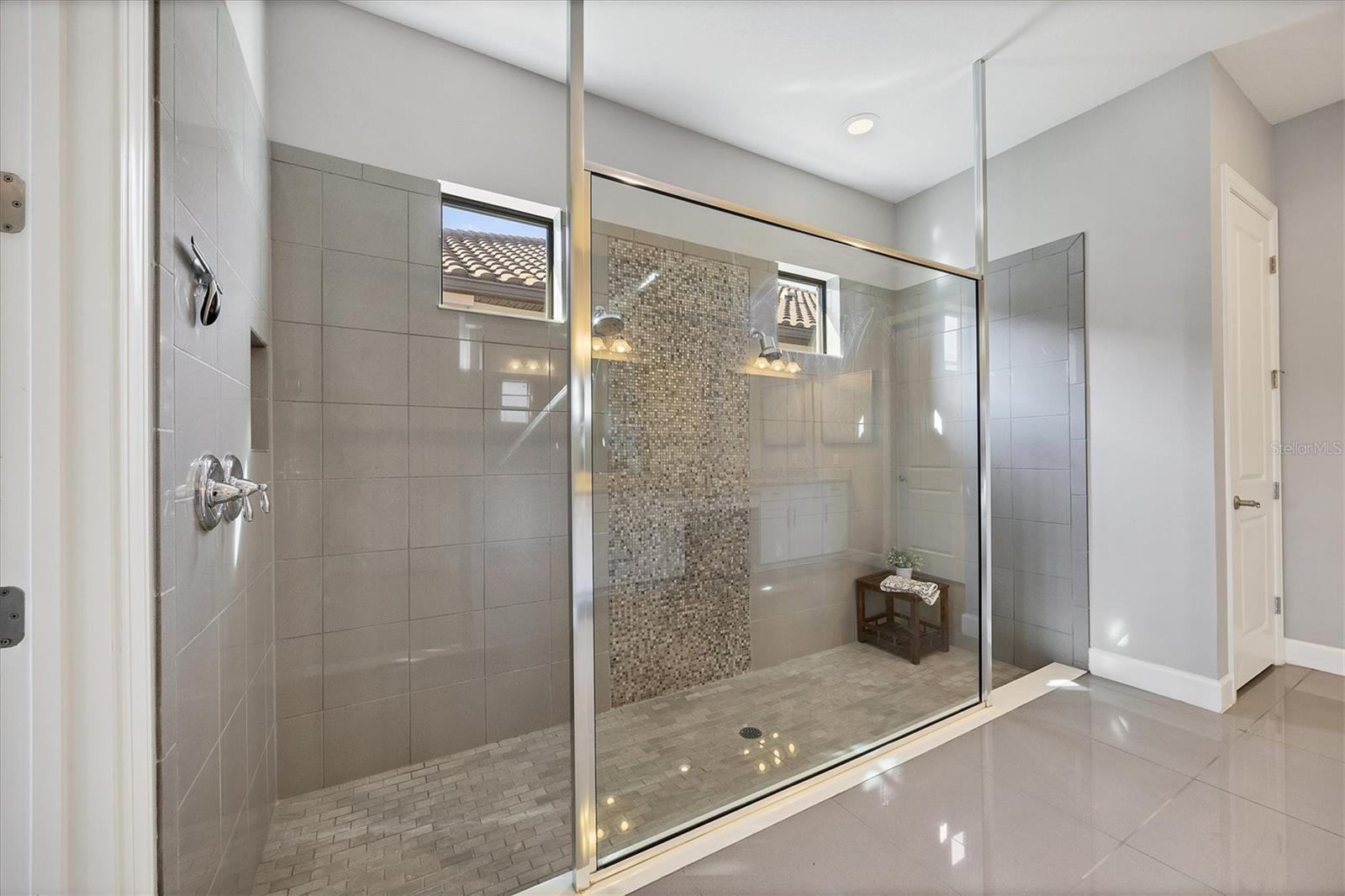 Image 31 of 100 For 13216 Malachite Drive