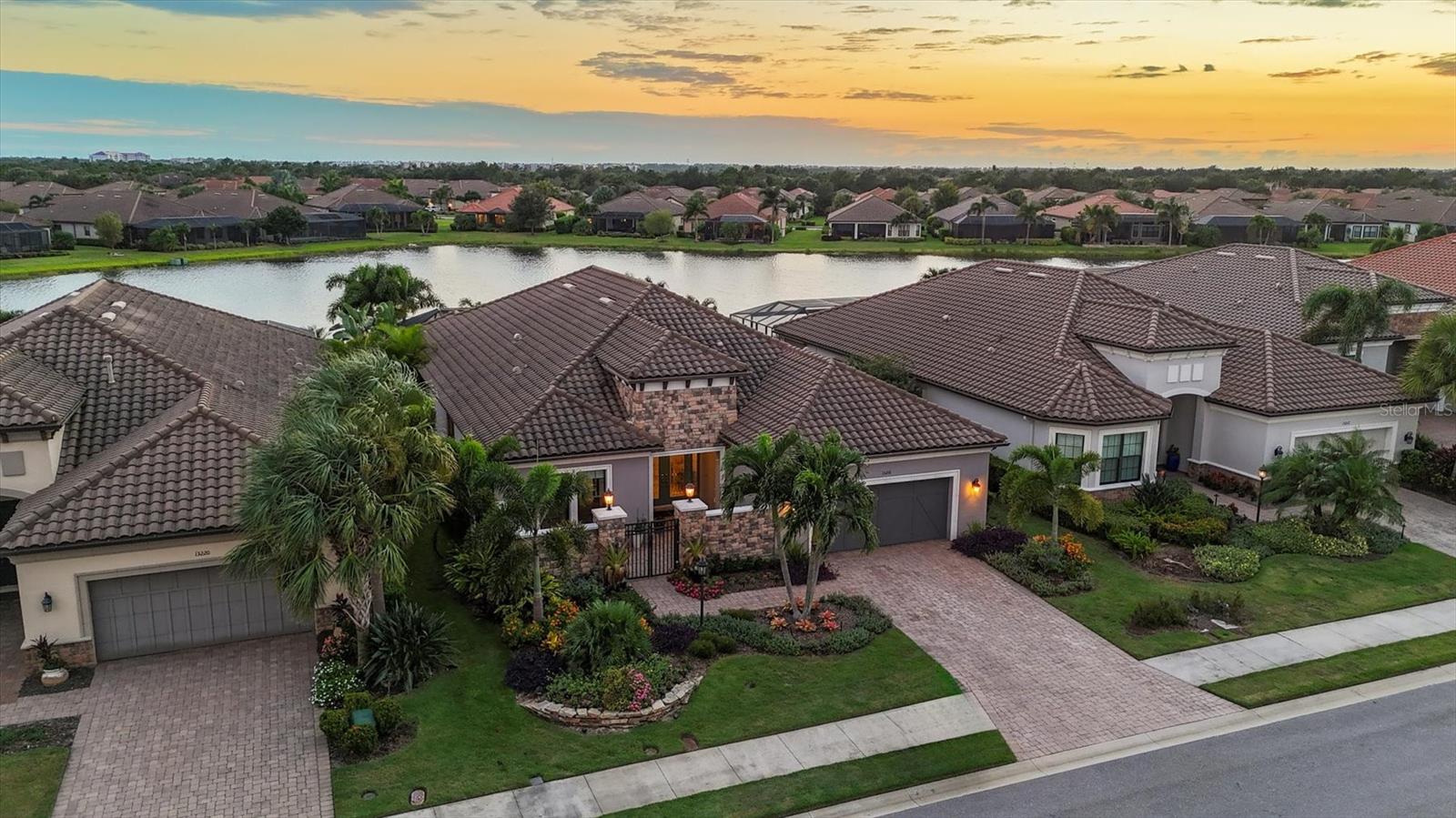 Image 5 of 100 For 13216 Malachite Drive