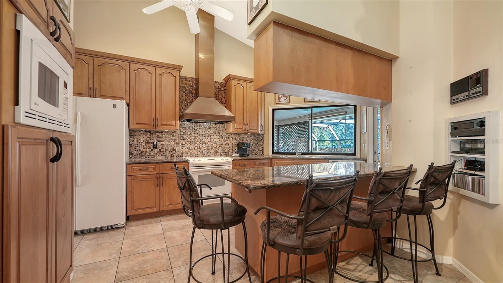 Image 15 of 68 For 4390 Woodview Drive