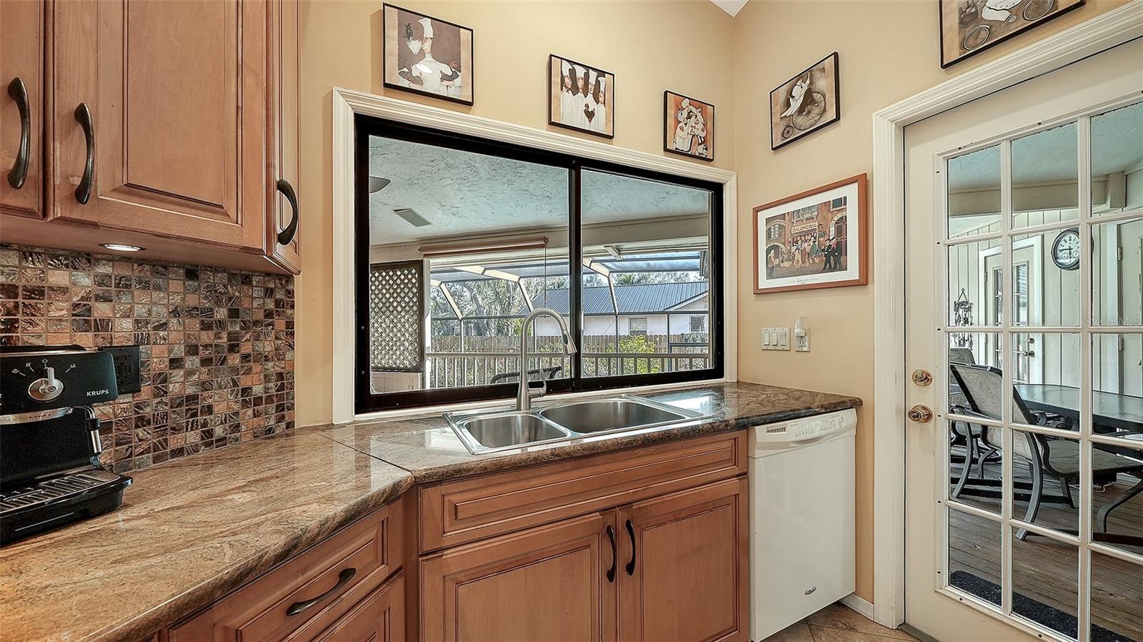 Image 17 of 68 For 4390 Woodview Drive