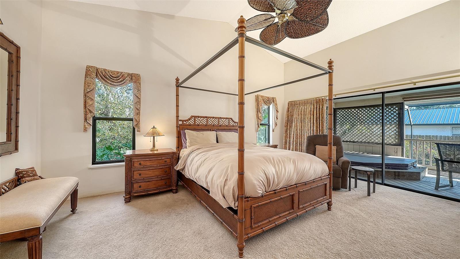 Image 21 of 68 For 4390 Woodview Drive