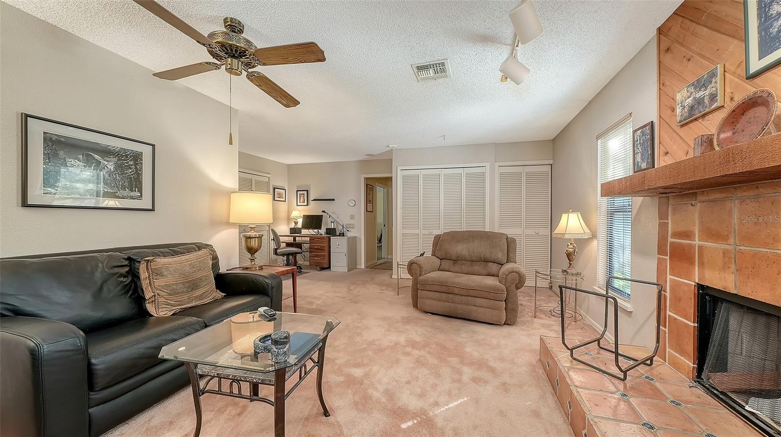 Image 28 of 68 For 4390 Woodview Drive