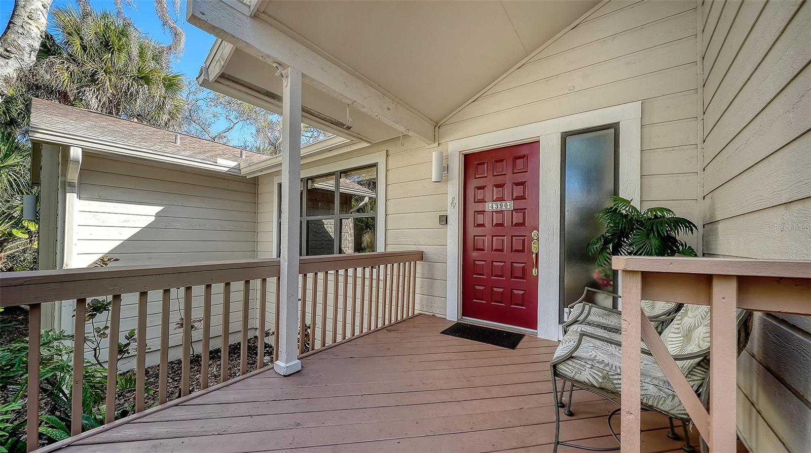 Image 4 of 68 For 4390 Woodview Drive