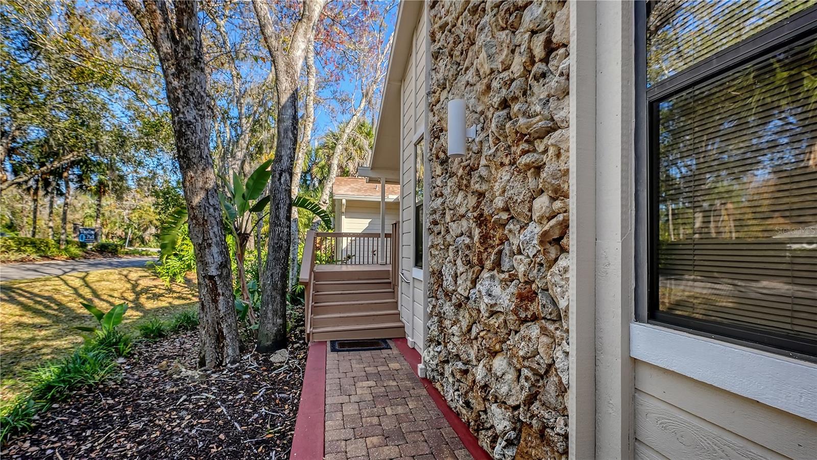 Image 5 of 68 For 4390 Woodview Drive