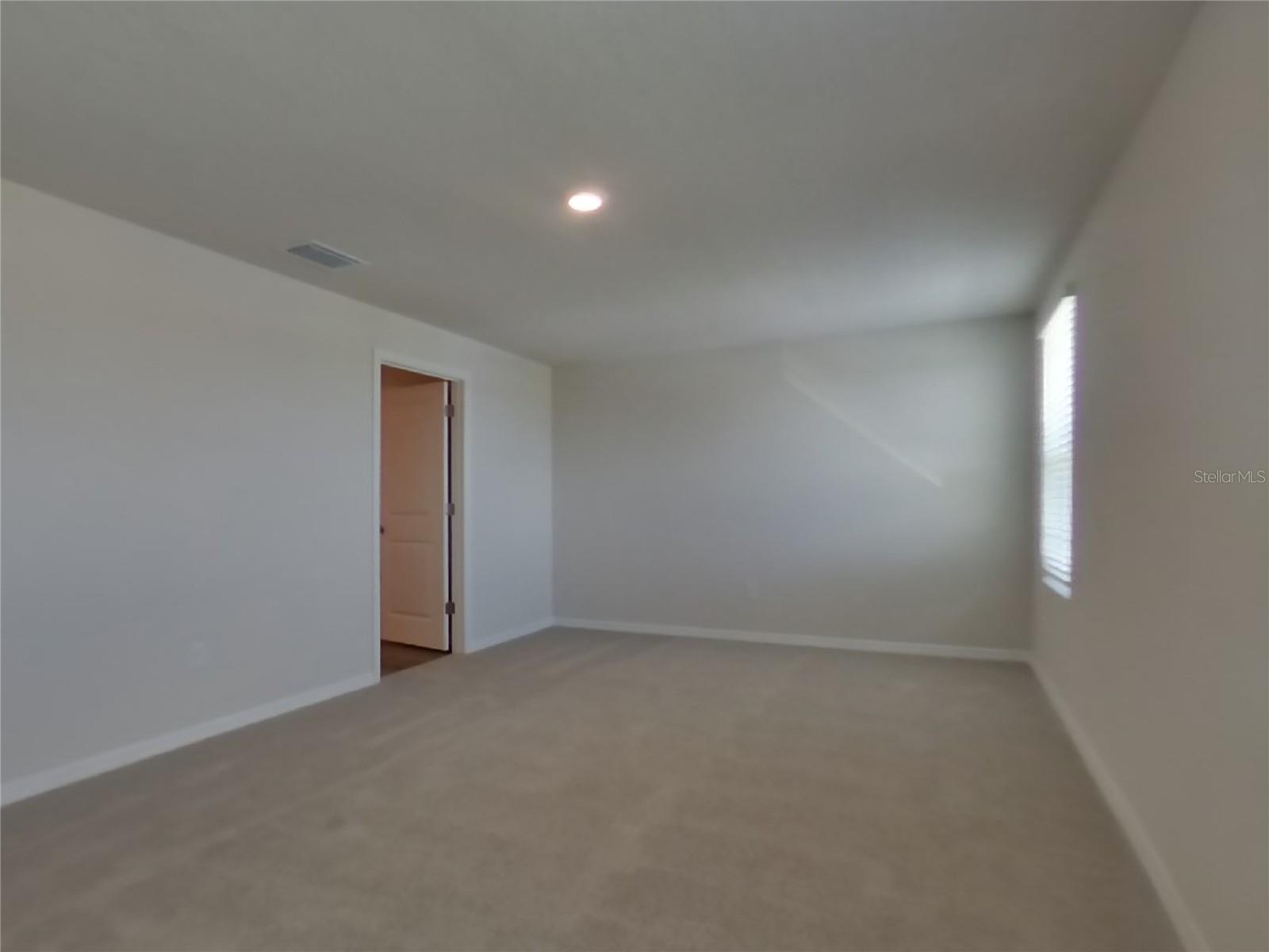 Image 4 of 18 For 10749 Hidden Banks Glen