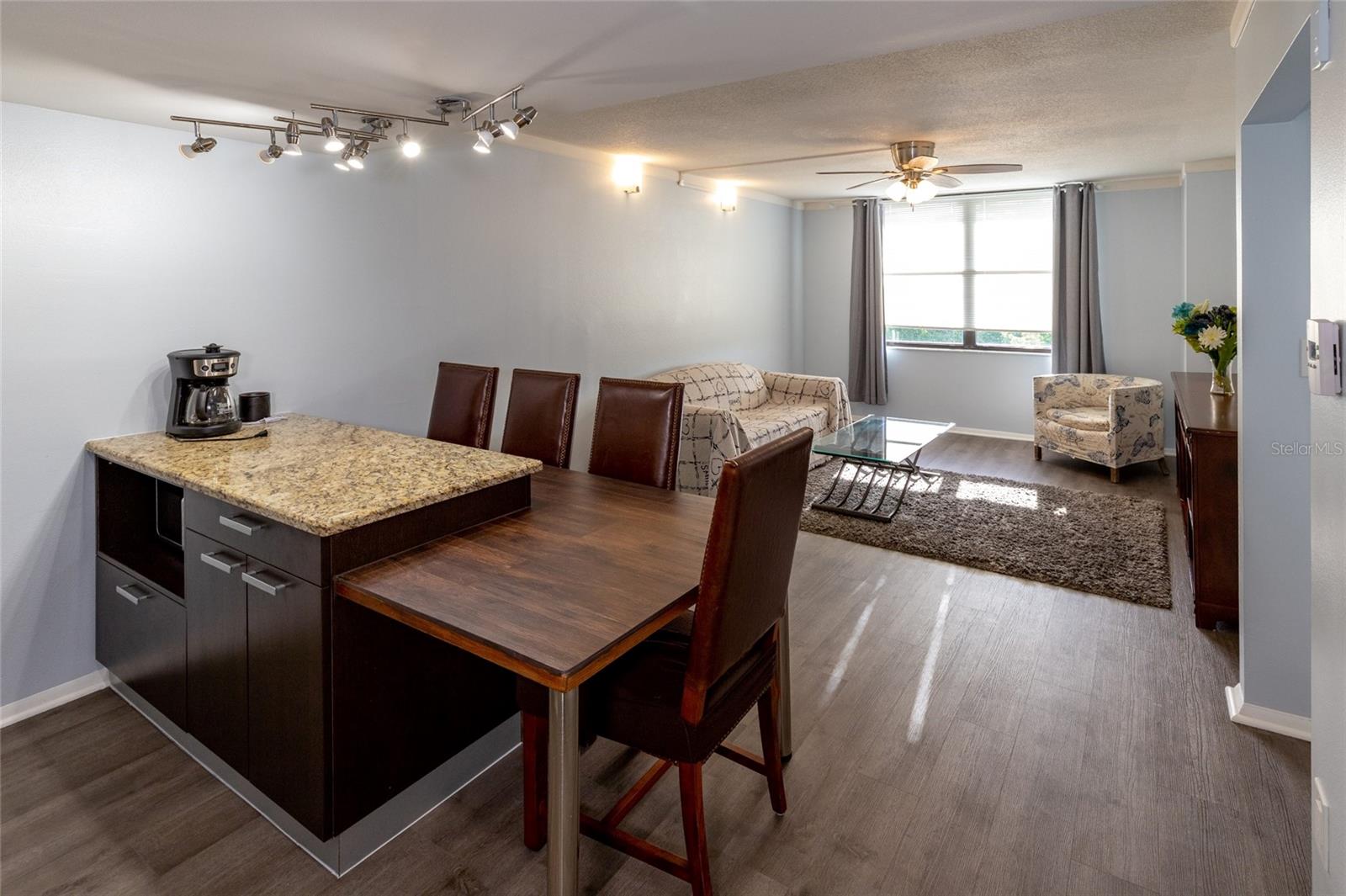 Image 10 of 23 For 701 Madison Avenue 401