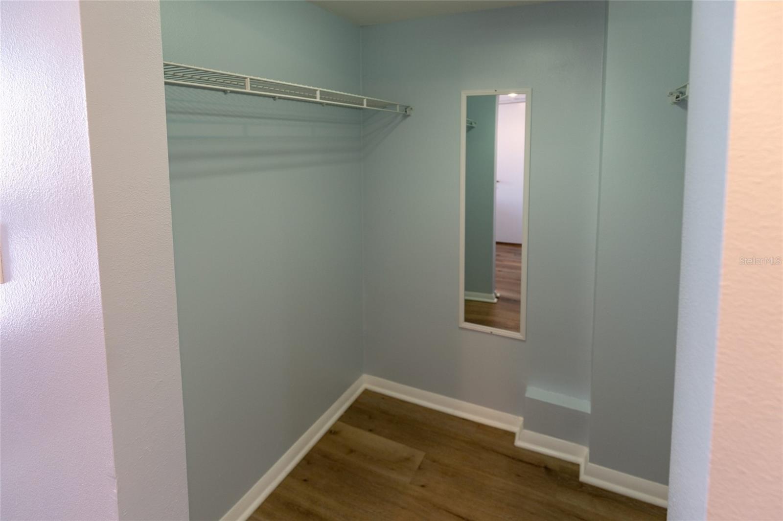 Image 7 of 23 For 701 Madison Avenue 401