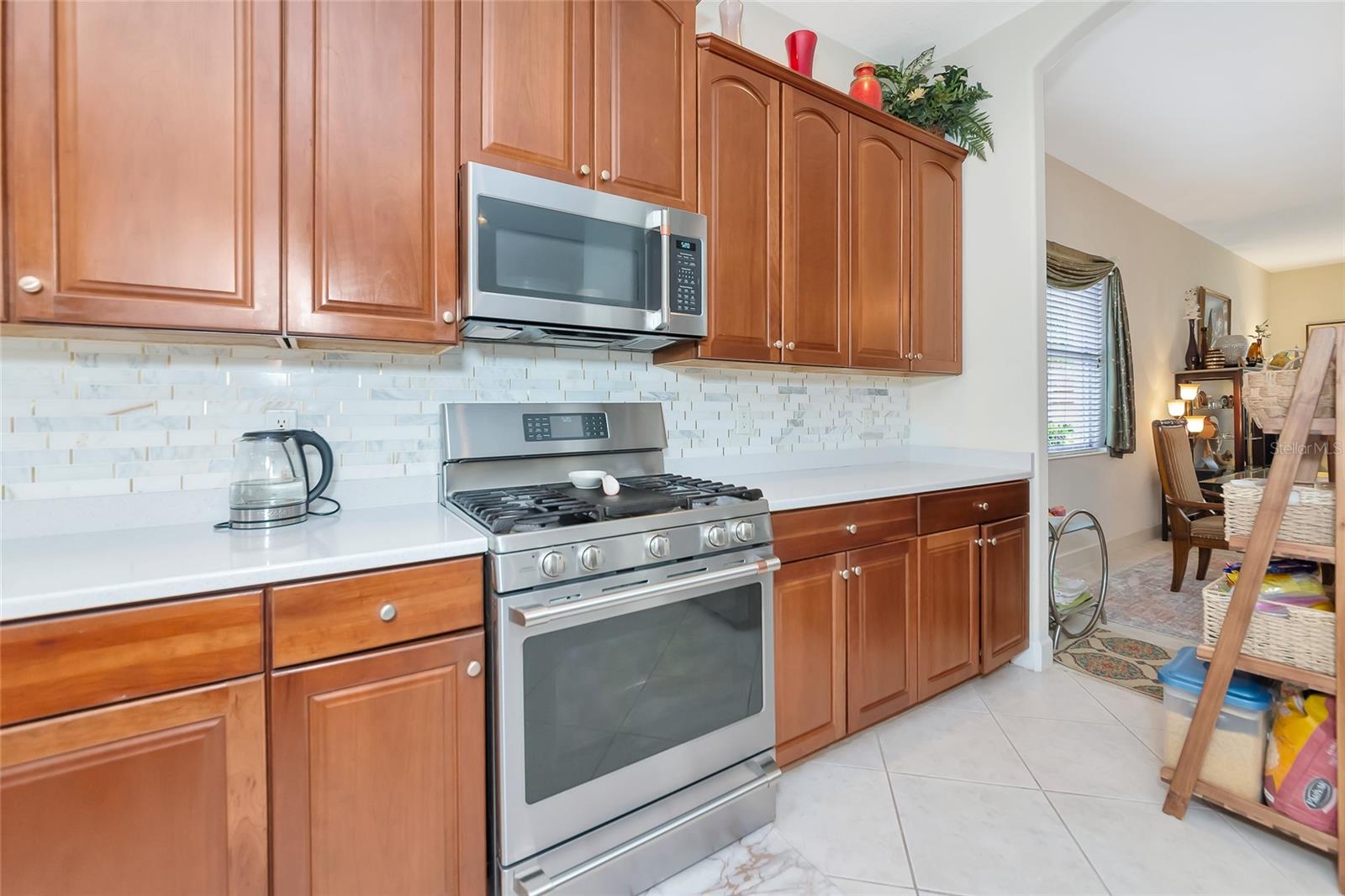 Image 15 of 40 For 6841 74th Street Circle E