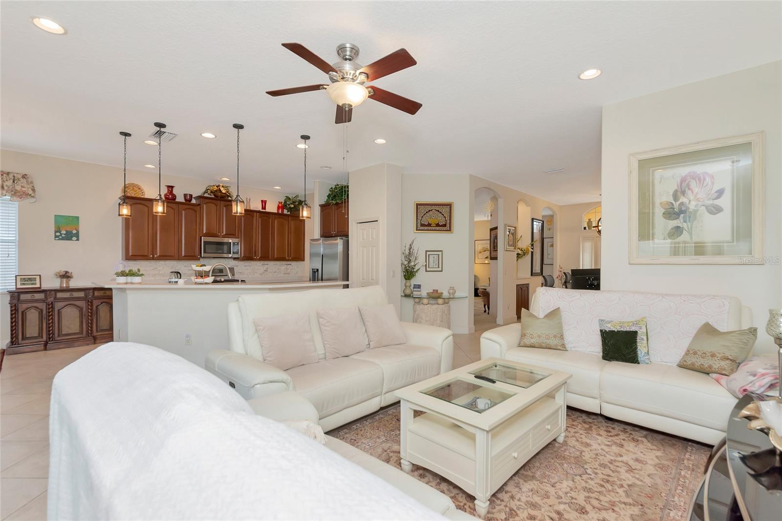 Image 22 of 40 For 6841 74th Street Circle E