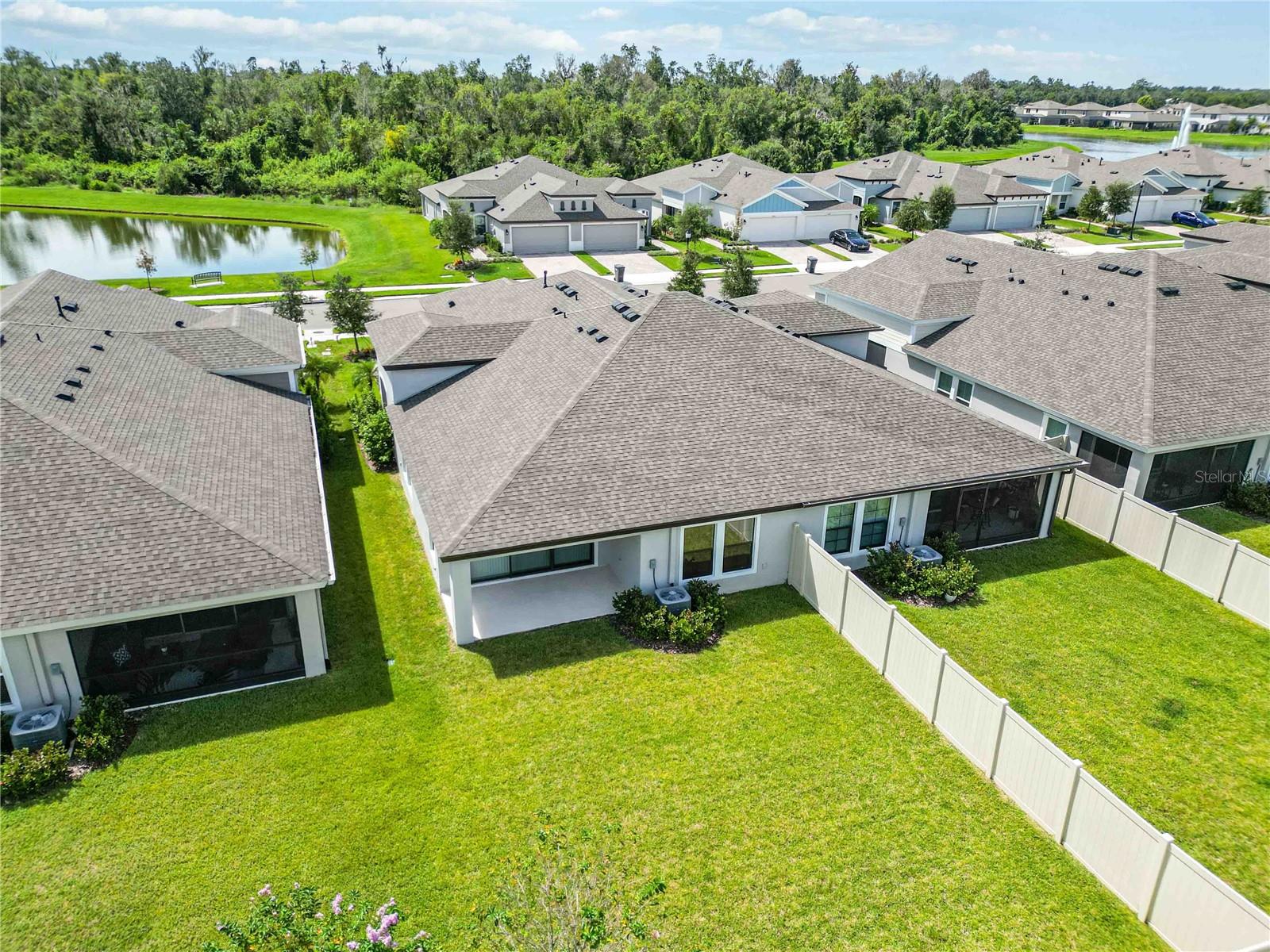 Image 17 of 21 For 12513 Oak Hill Way