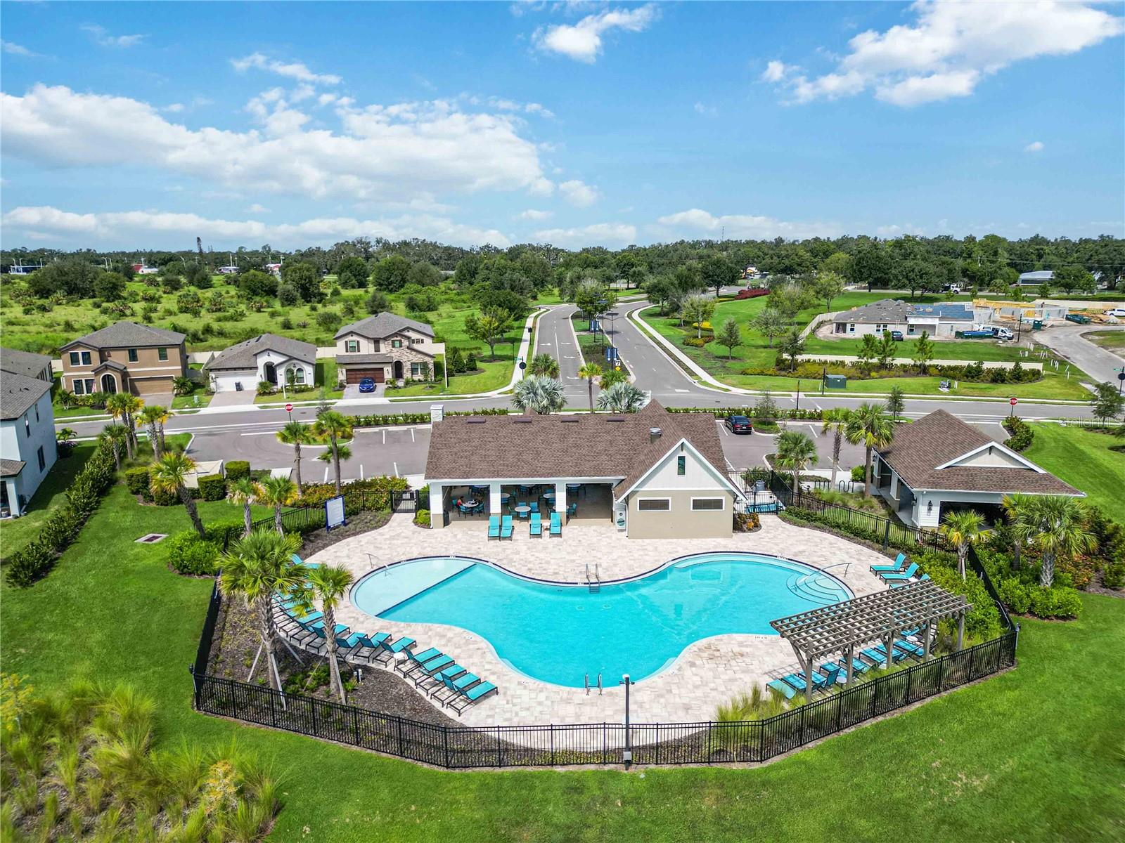 Image 5 of 21 For 12513 Oak Hill Way