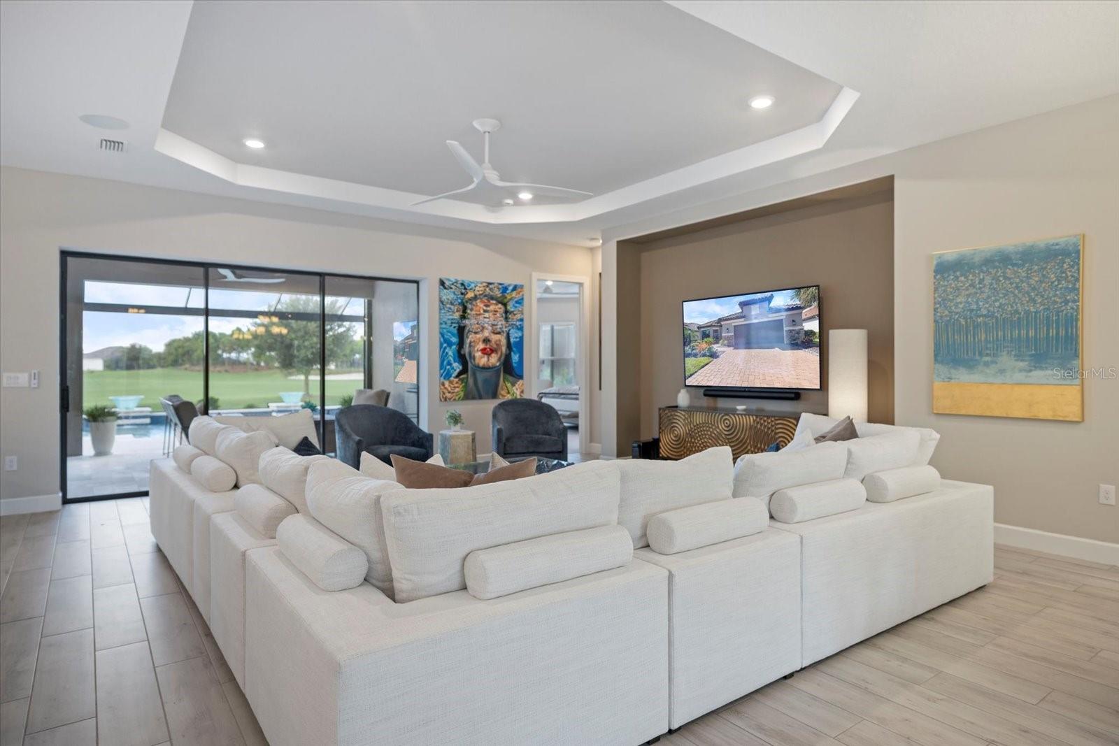 Image 12 of 49 For 3836 Santa Caterina Boulevard