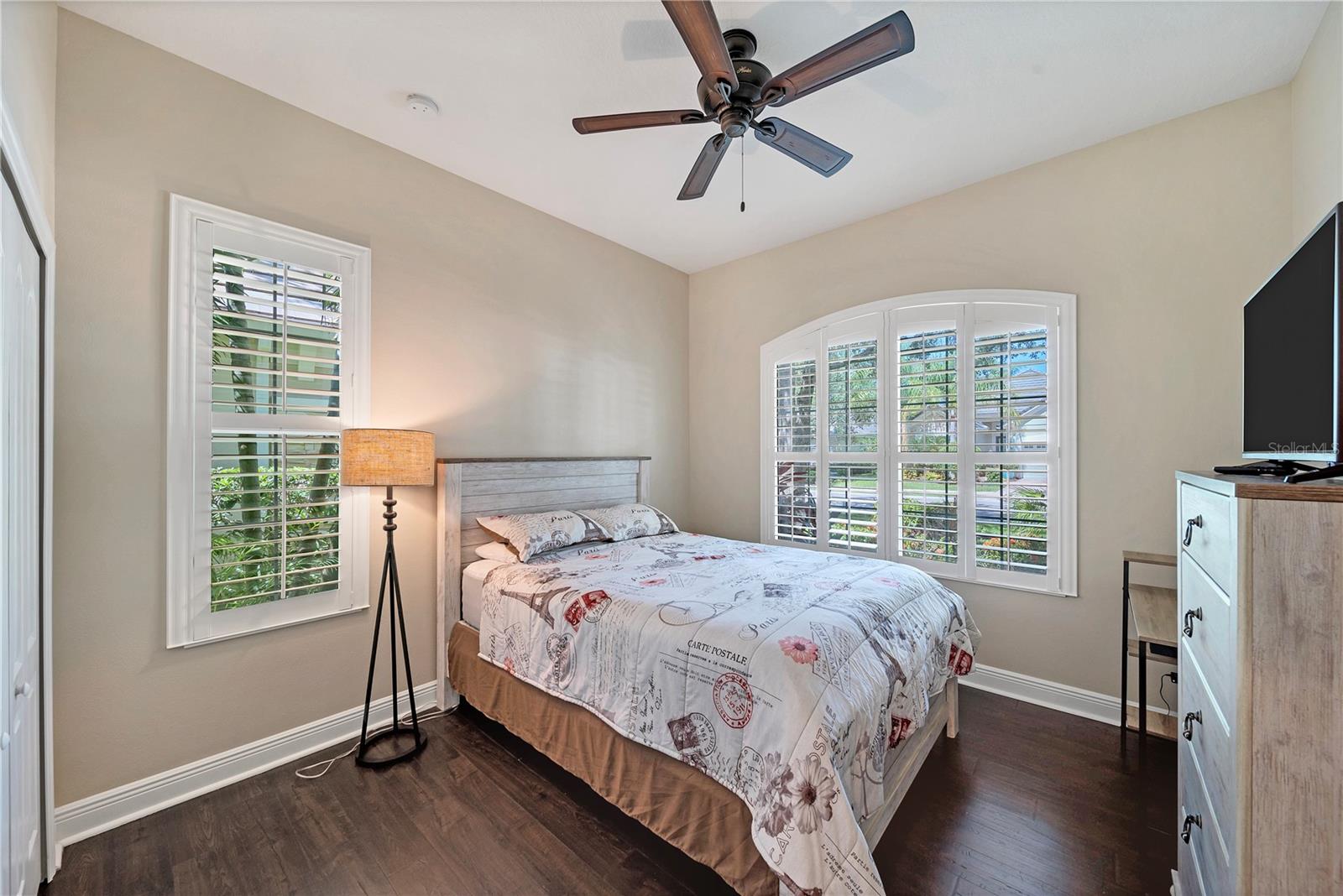 Image 13 of 17 For 12154 Thornhill Court