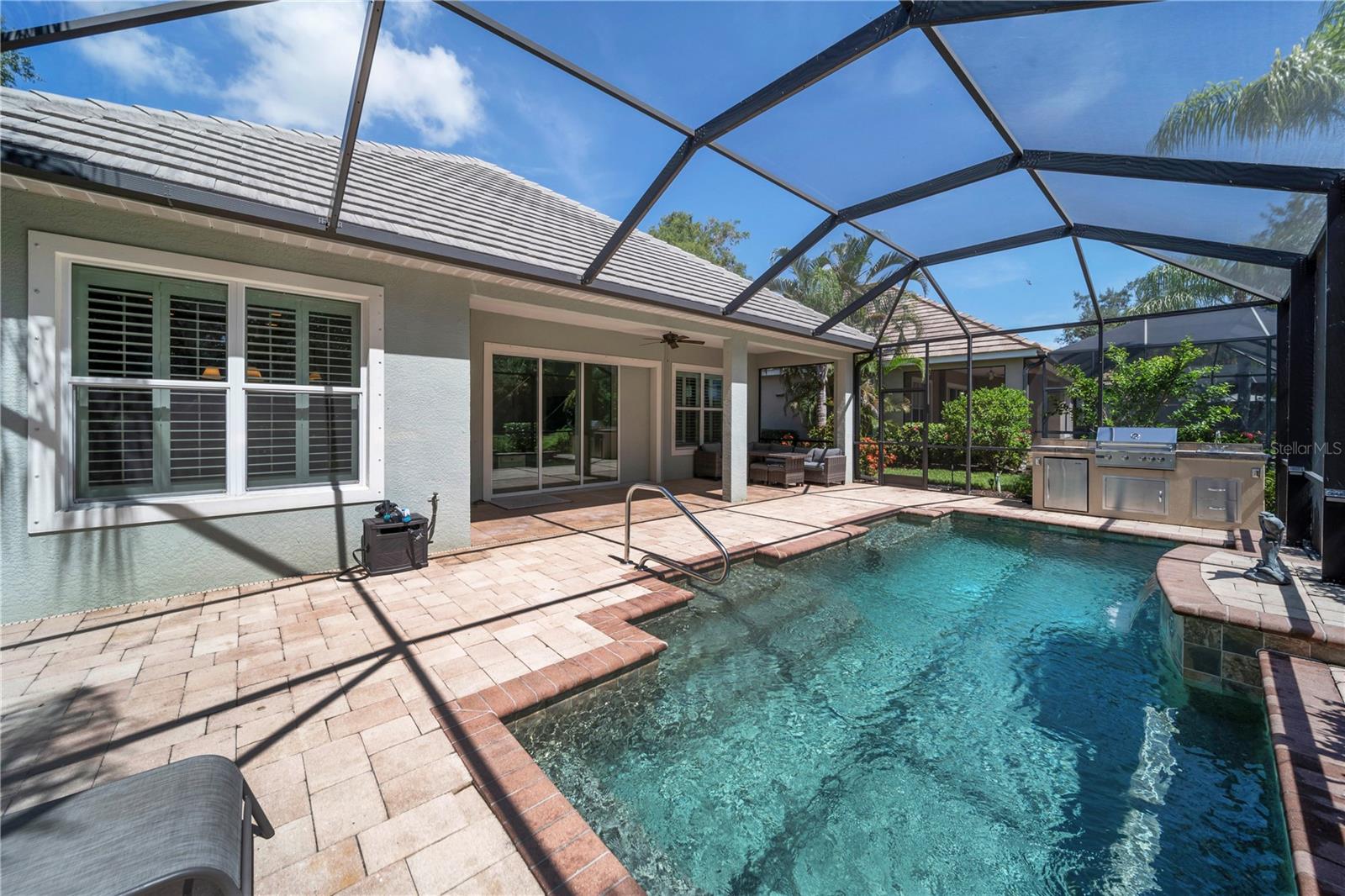 Image 16 of 17 For 12154 Thornhill Court