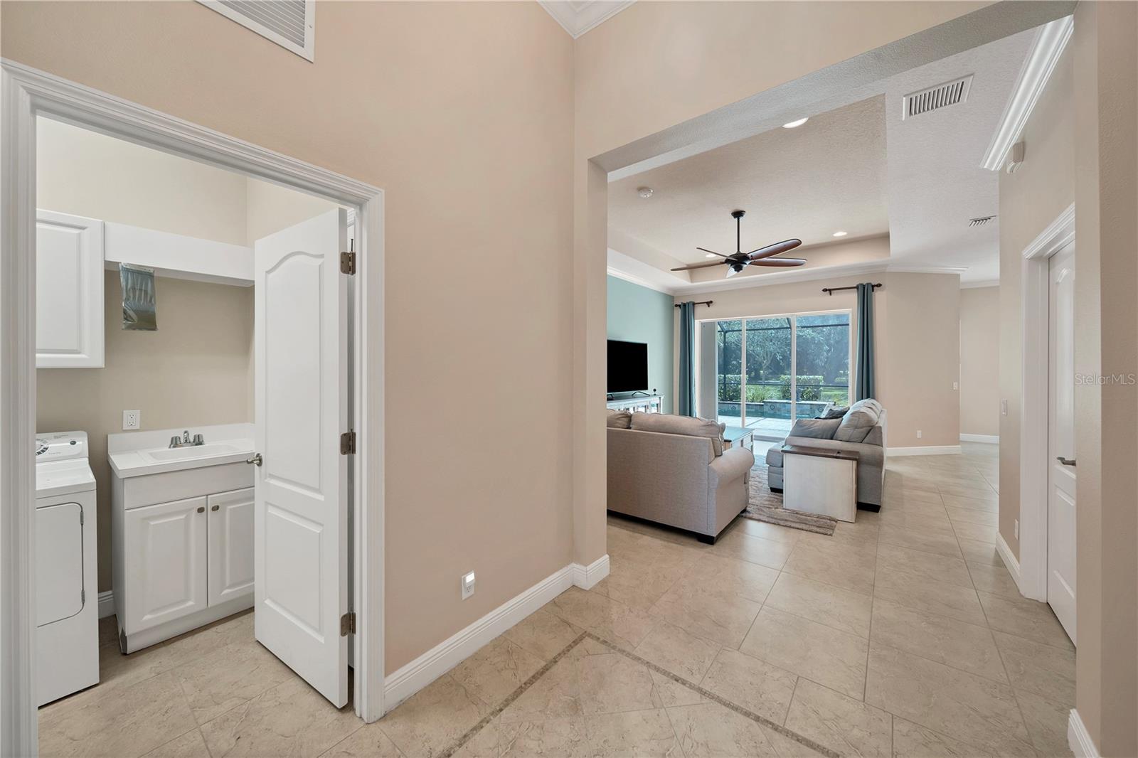 Image 2 of 17 For 12154 Thornhill Court