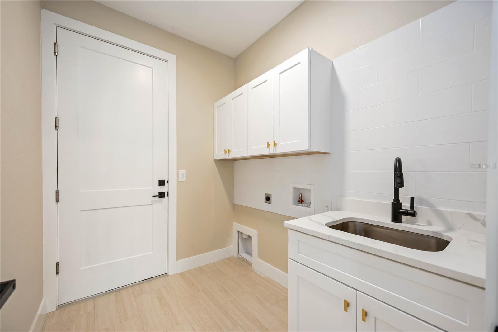 Image 16 of 64 For 89 Albritton St