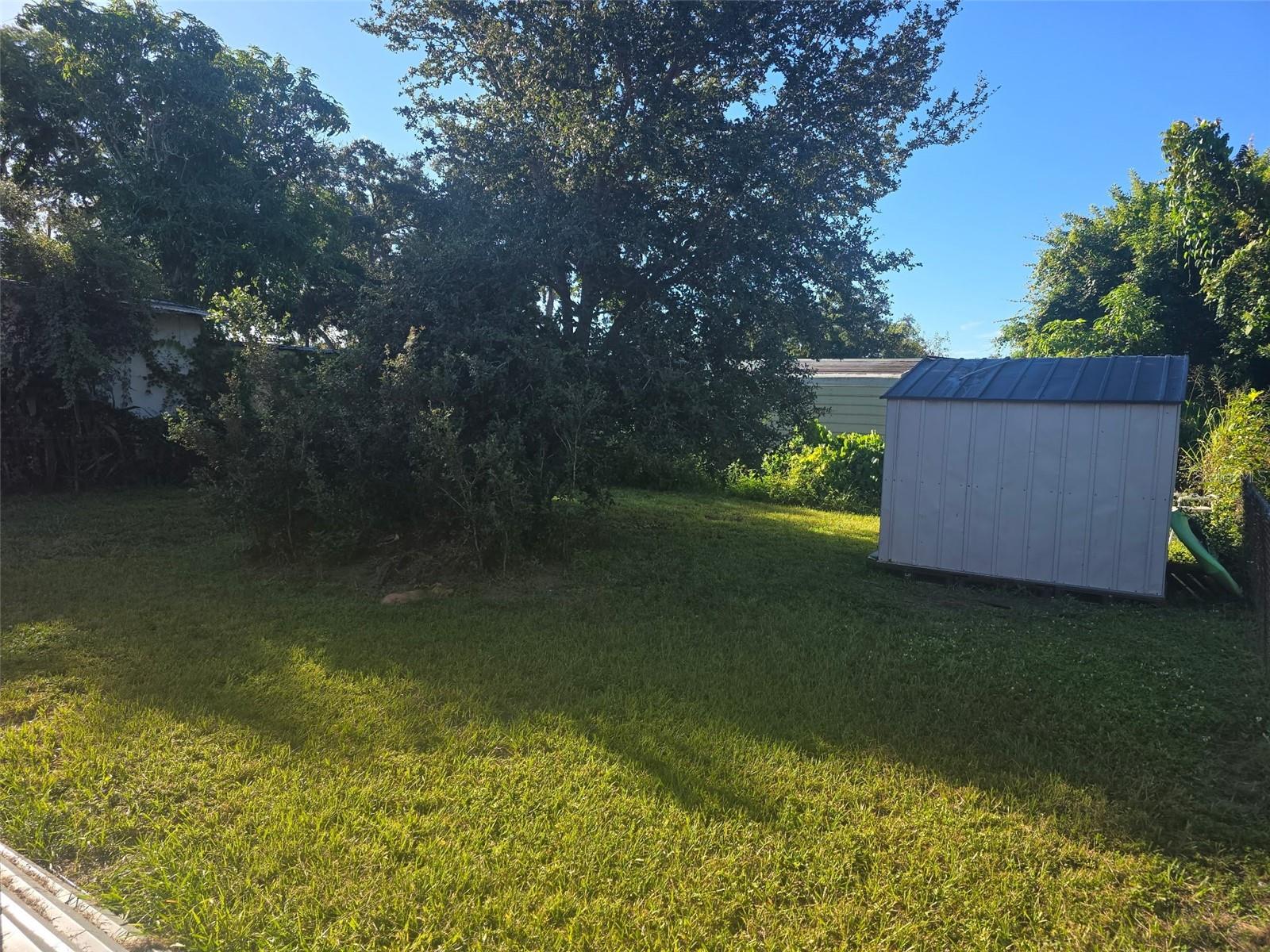 Image 5 of 9 For 503 25th Street E