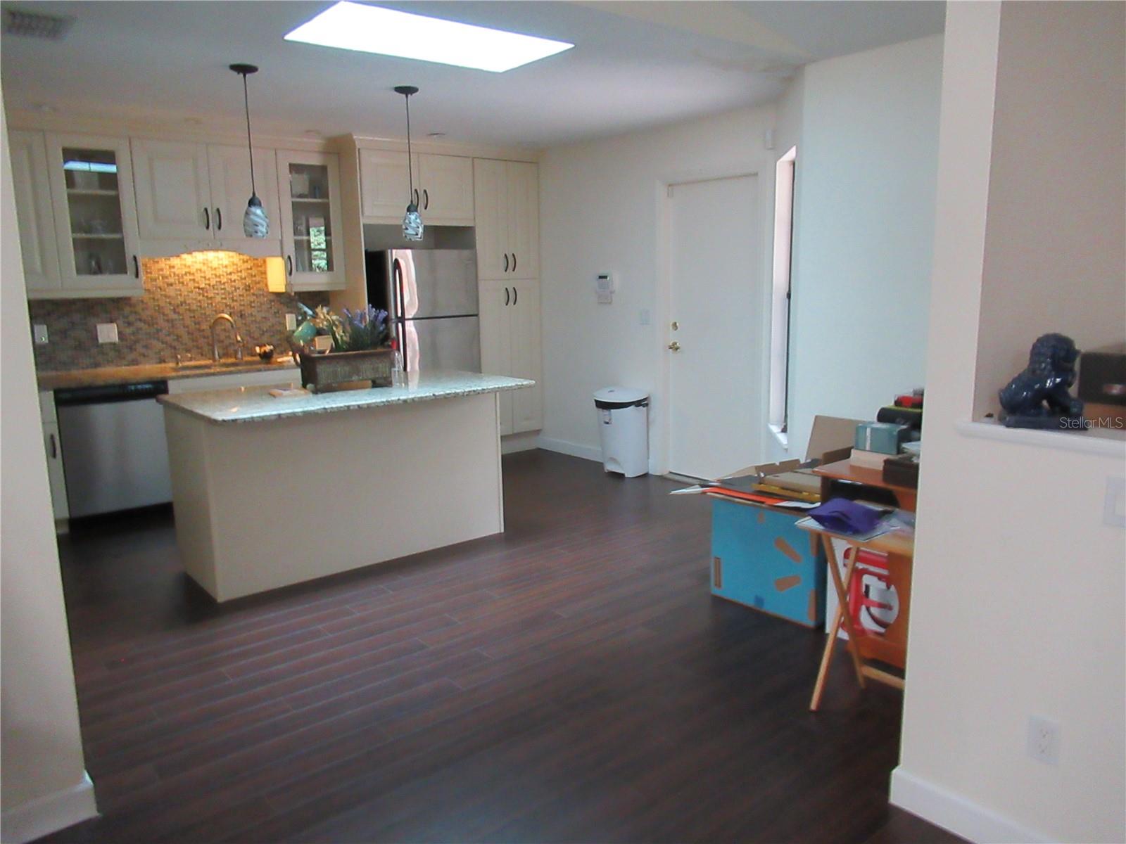 Image 6 of 22 For 10861 Forest Run Drive