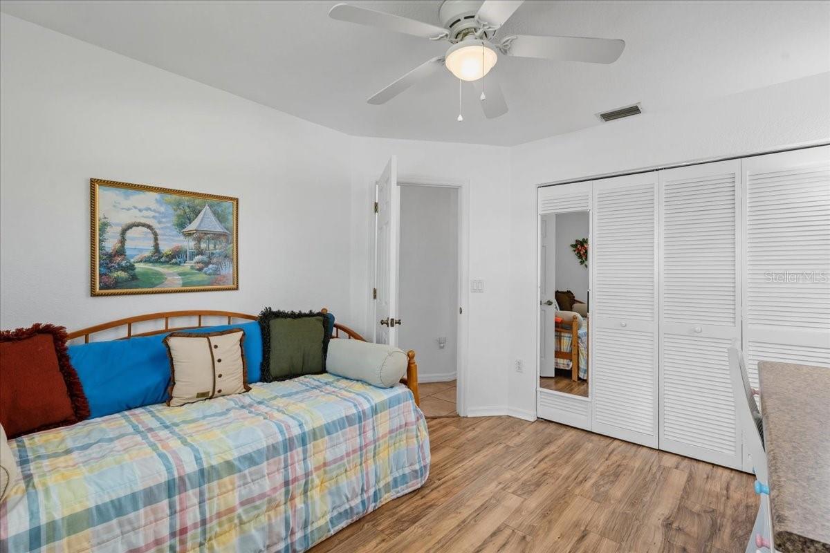 Image 25 of 42 For 18266 Grace Avenue