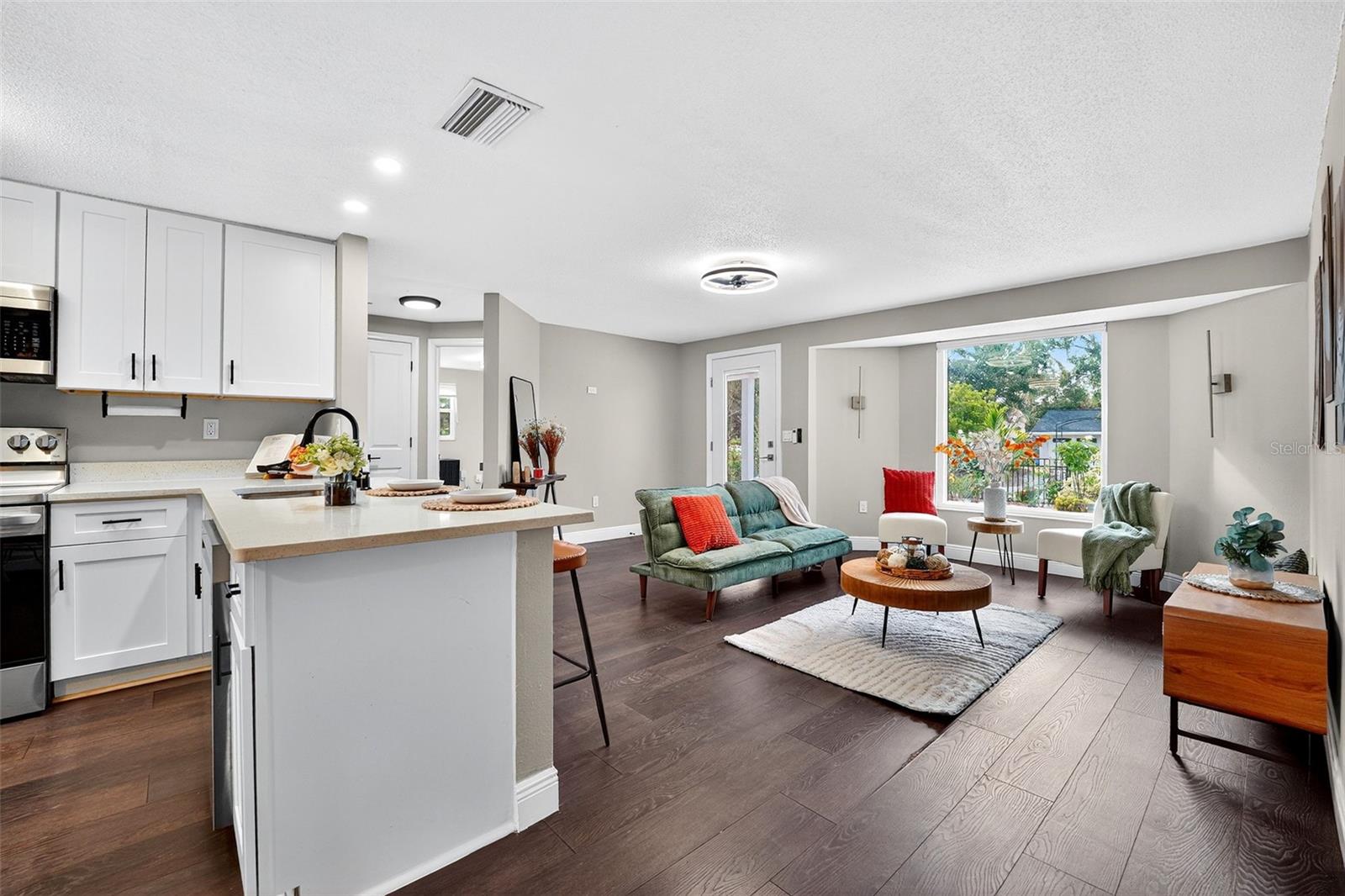 Image 10 of 39 For 875 32nd Street