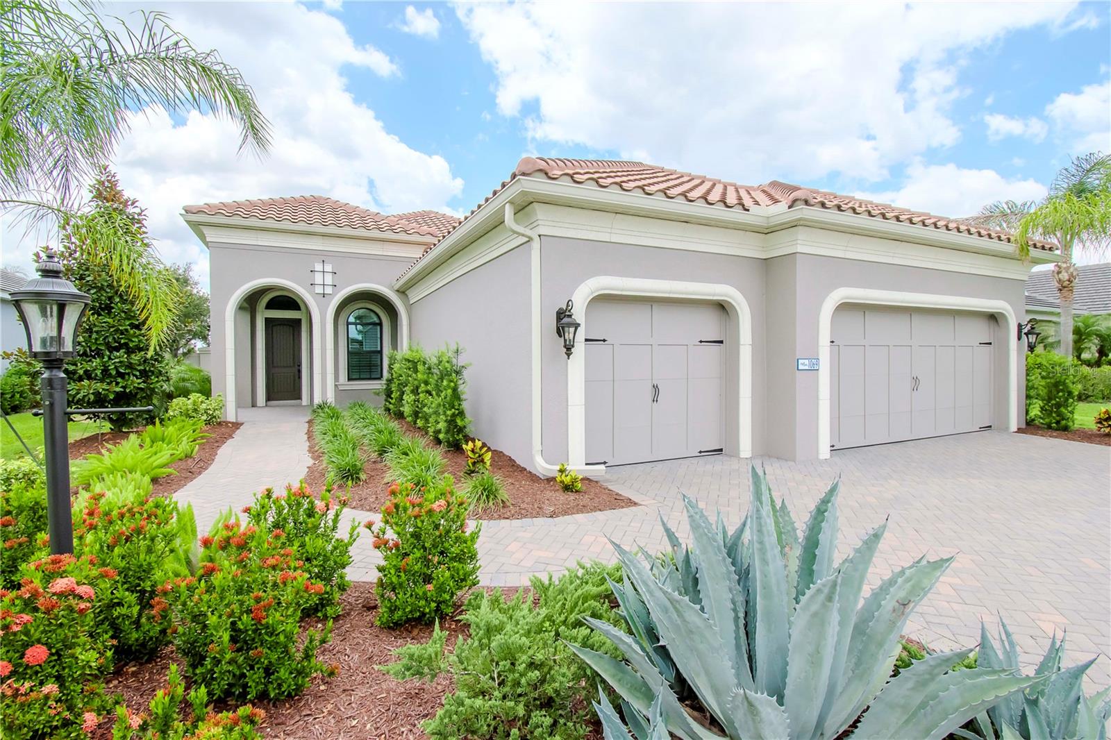 Image 2 of 42 For 1069 River Wind Circle