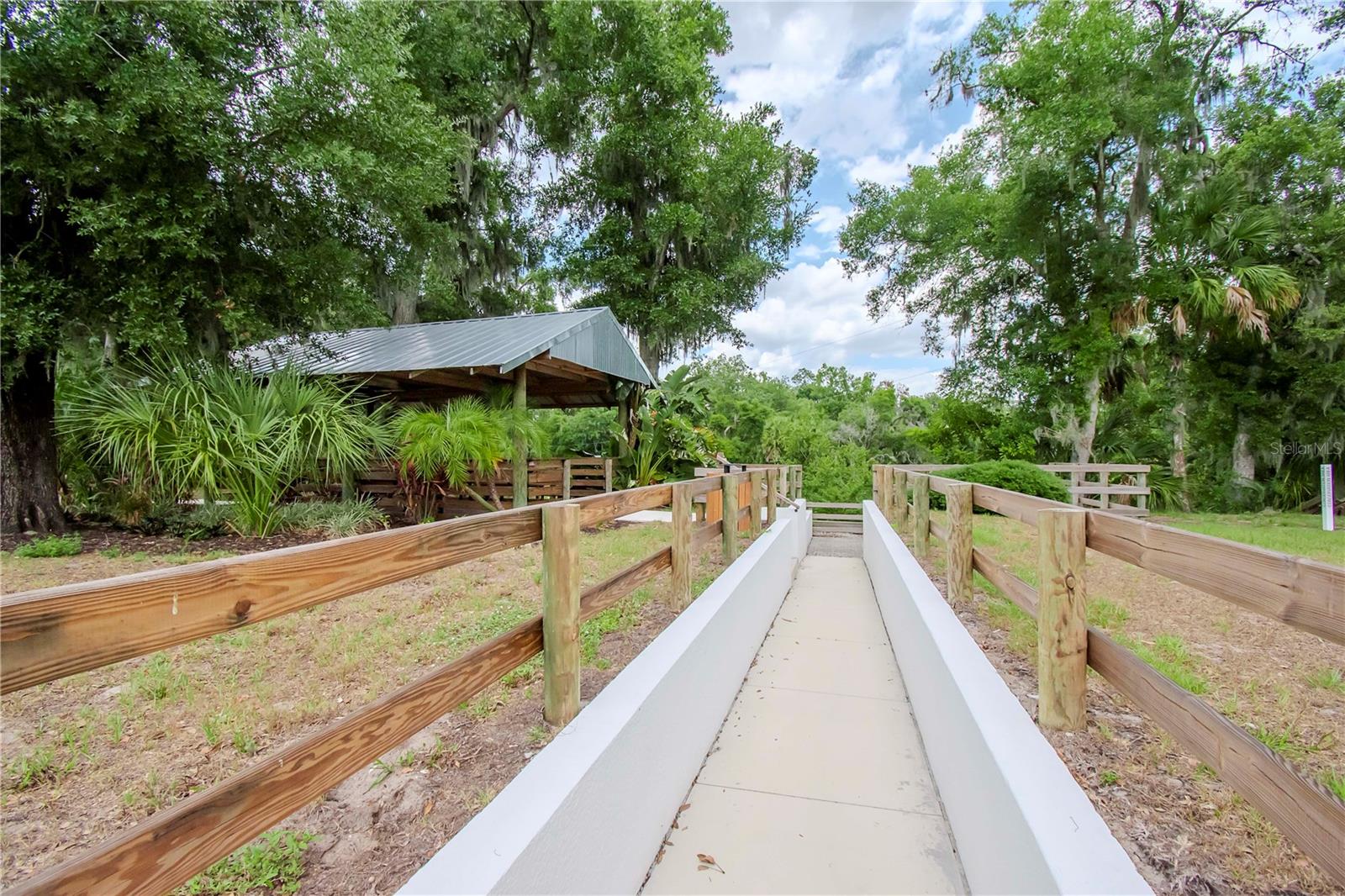 Image 37 of 42 For 1069 River Wind Circle