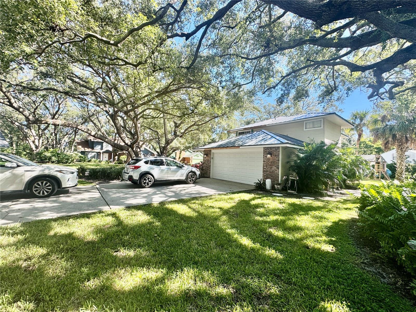 Image 3 of 29 For 6812 Arbor Oaks Drive