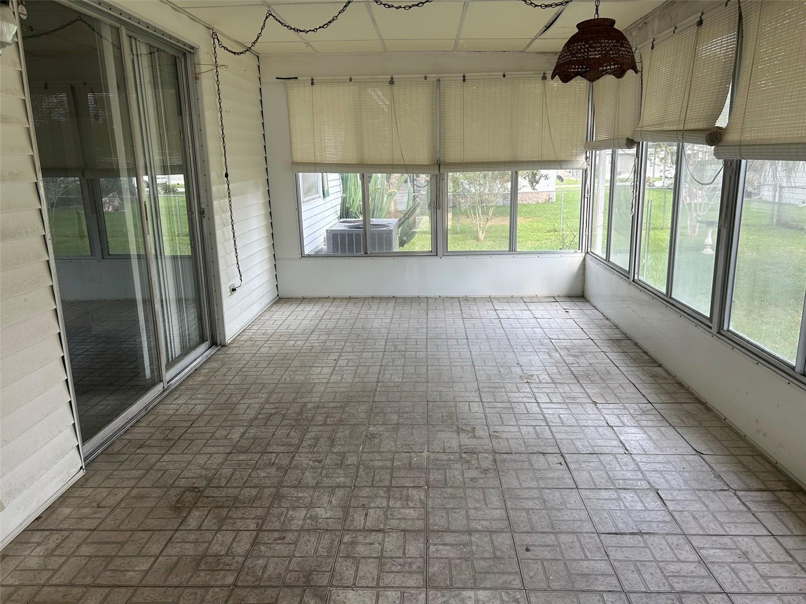 Image 10 of 21 For 381 63rd Court