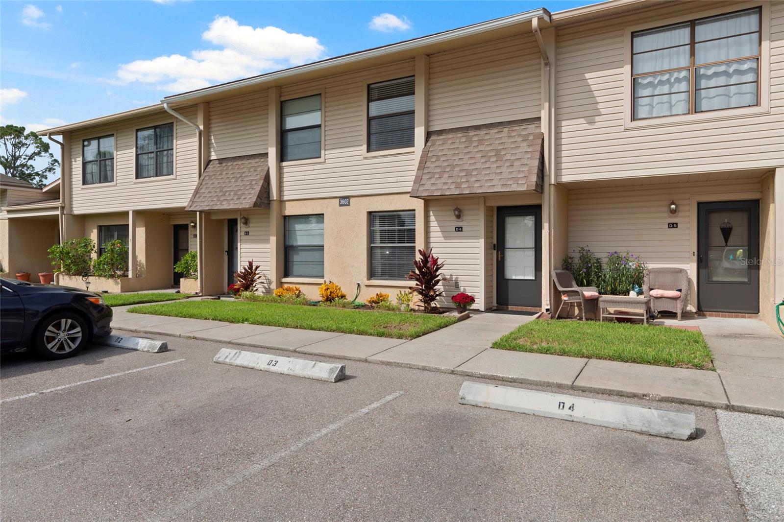Image 3 of 41 For 3602 54th Street W D4
