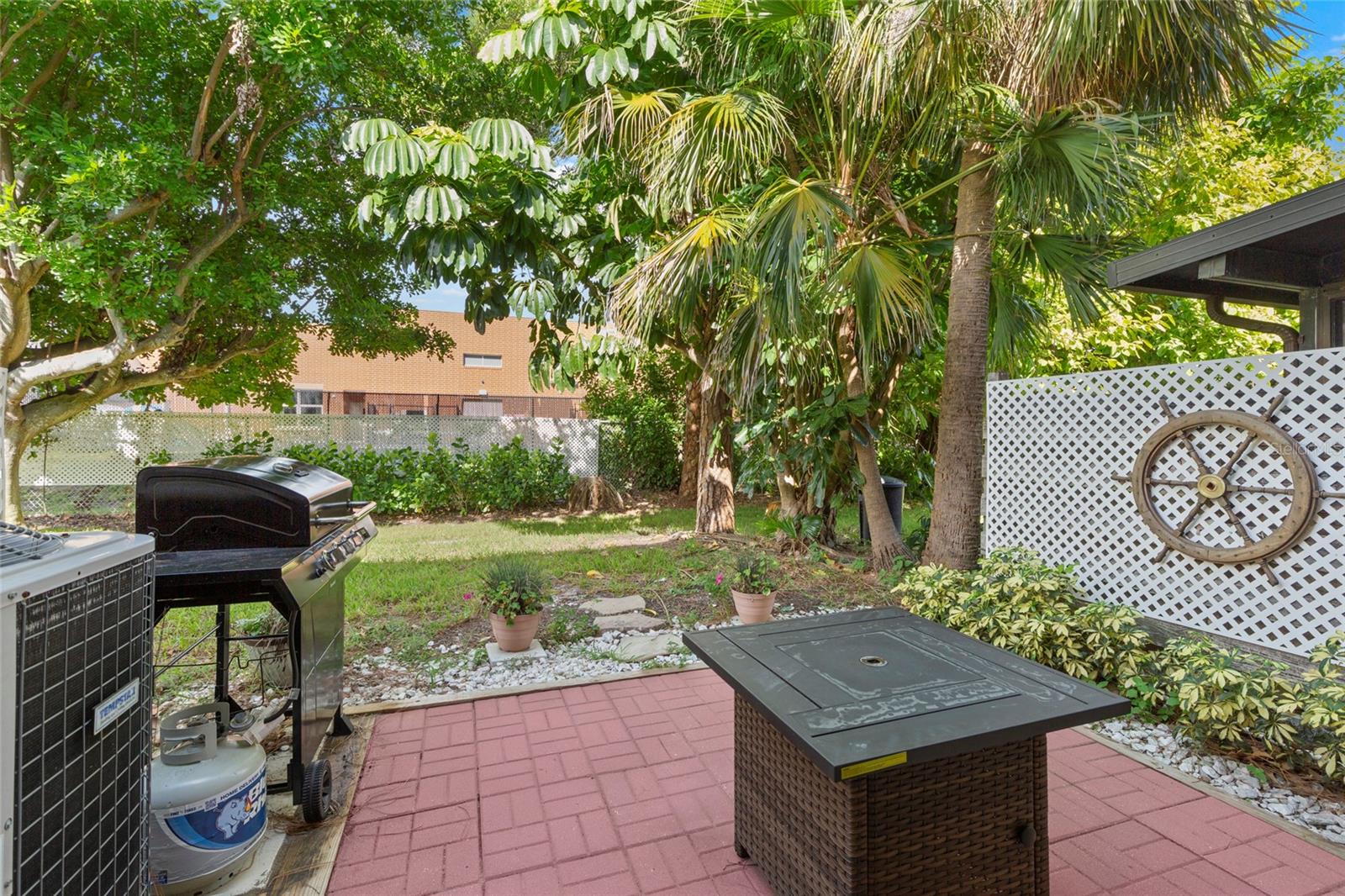 Image 33 of 41 For 3602 54th Street W D4