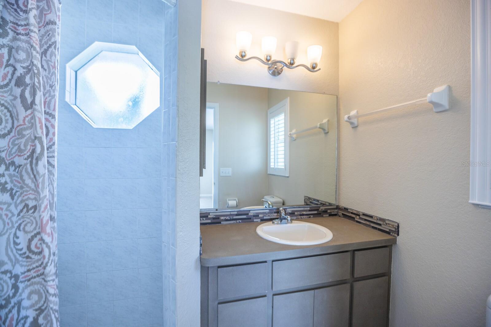 Image 19 of 30 For 2004 Boca Chica Avenue