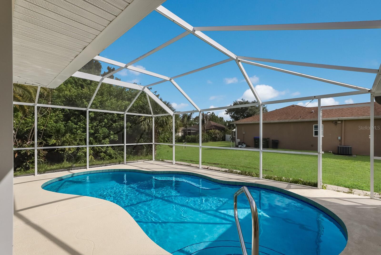 Image 28 of 30 For 2004 Boca Chica Avenue